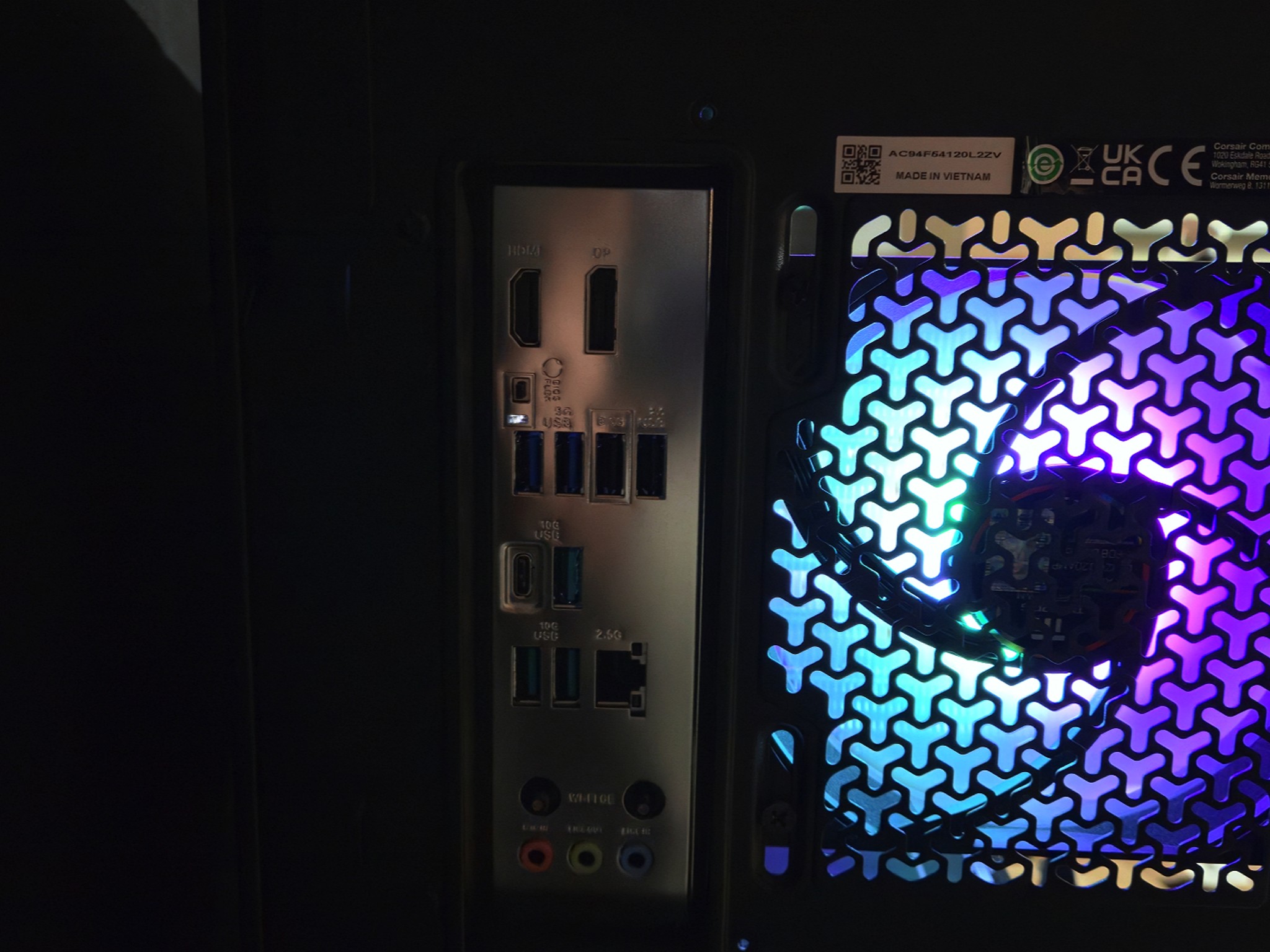 Ryzen 5 9600X - RTX 5060 Ti 8GB - 32GB DDR5 6000 - 1TB Gen4 NVMe - Corsair 3500X - Custom