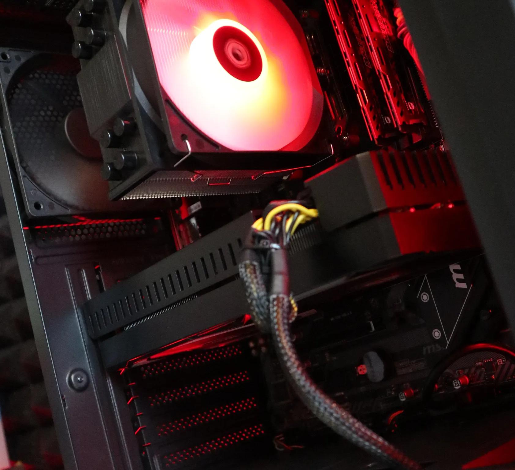 Type S | Ryzen 7 1700 / RX 5700 XT 8GB Gaming PC