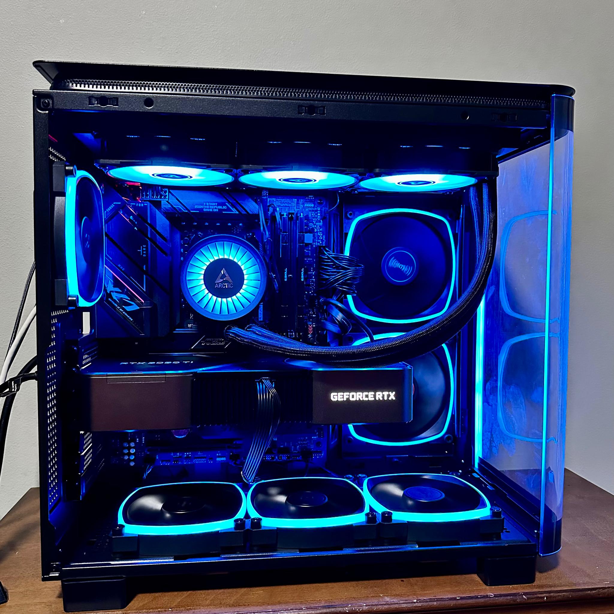 Ryzen 9 7900x 3090TI Founders Edition ARGB...REVERSE BLADE FANS