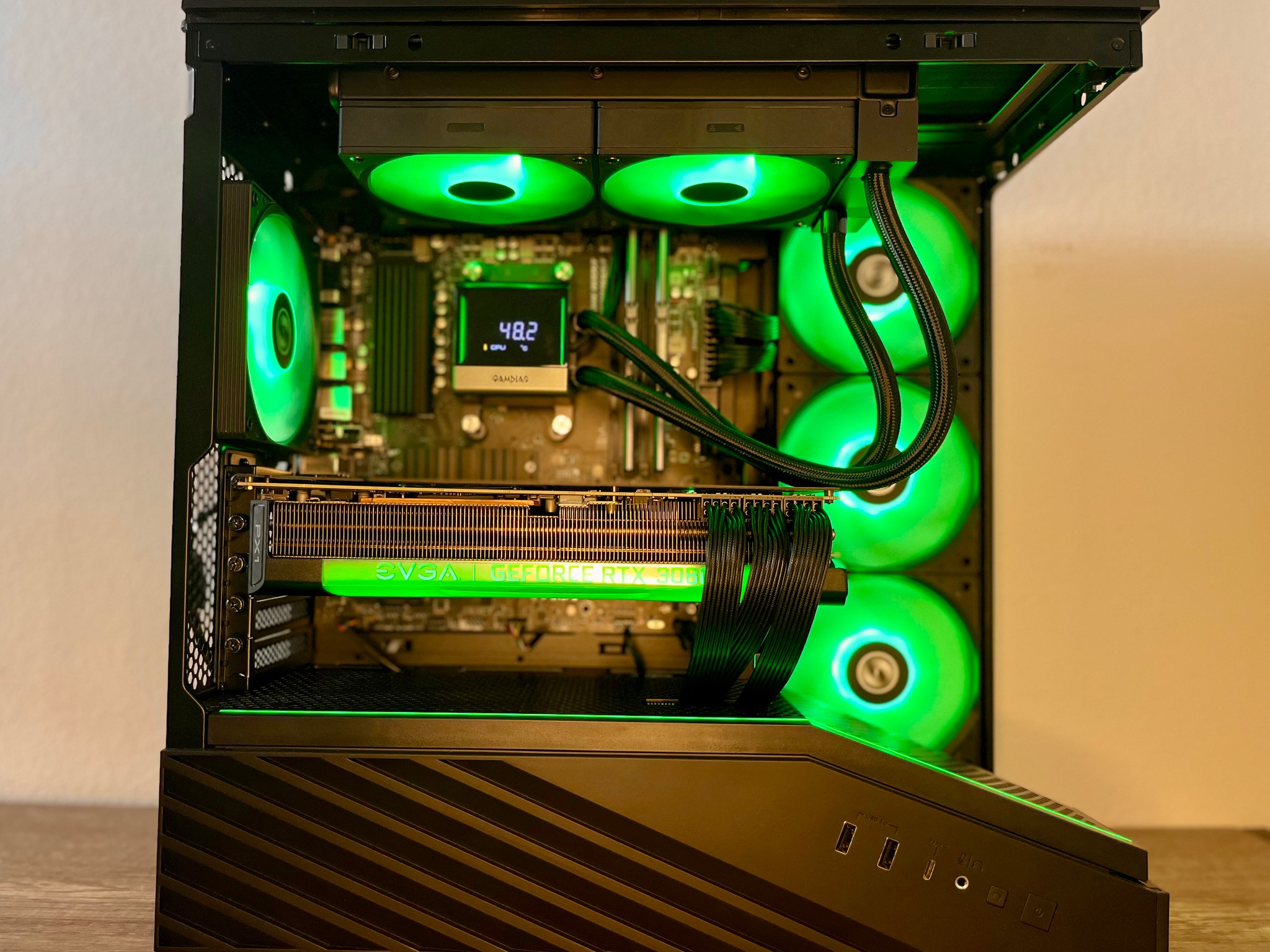 Stunning Gaming PC! RTX 3080| Ryzen 7 5800x| 32GB DDR4
