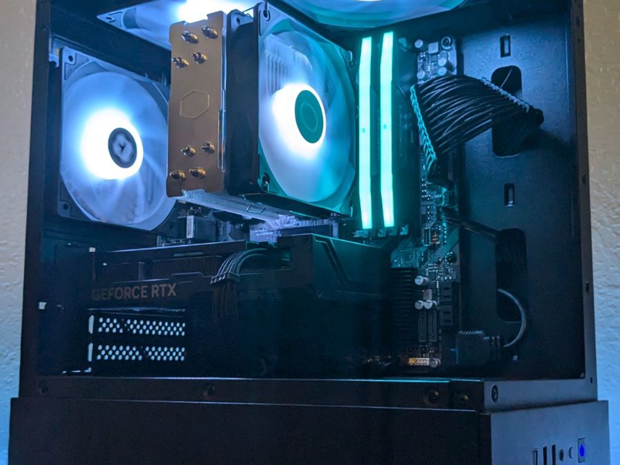 🔥RTX 4060Ti, Ryzen 5, AM5, 32 GB DDR5, 1 TB Storage