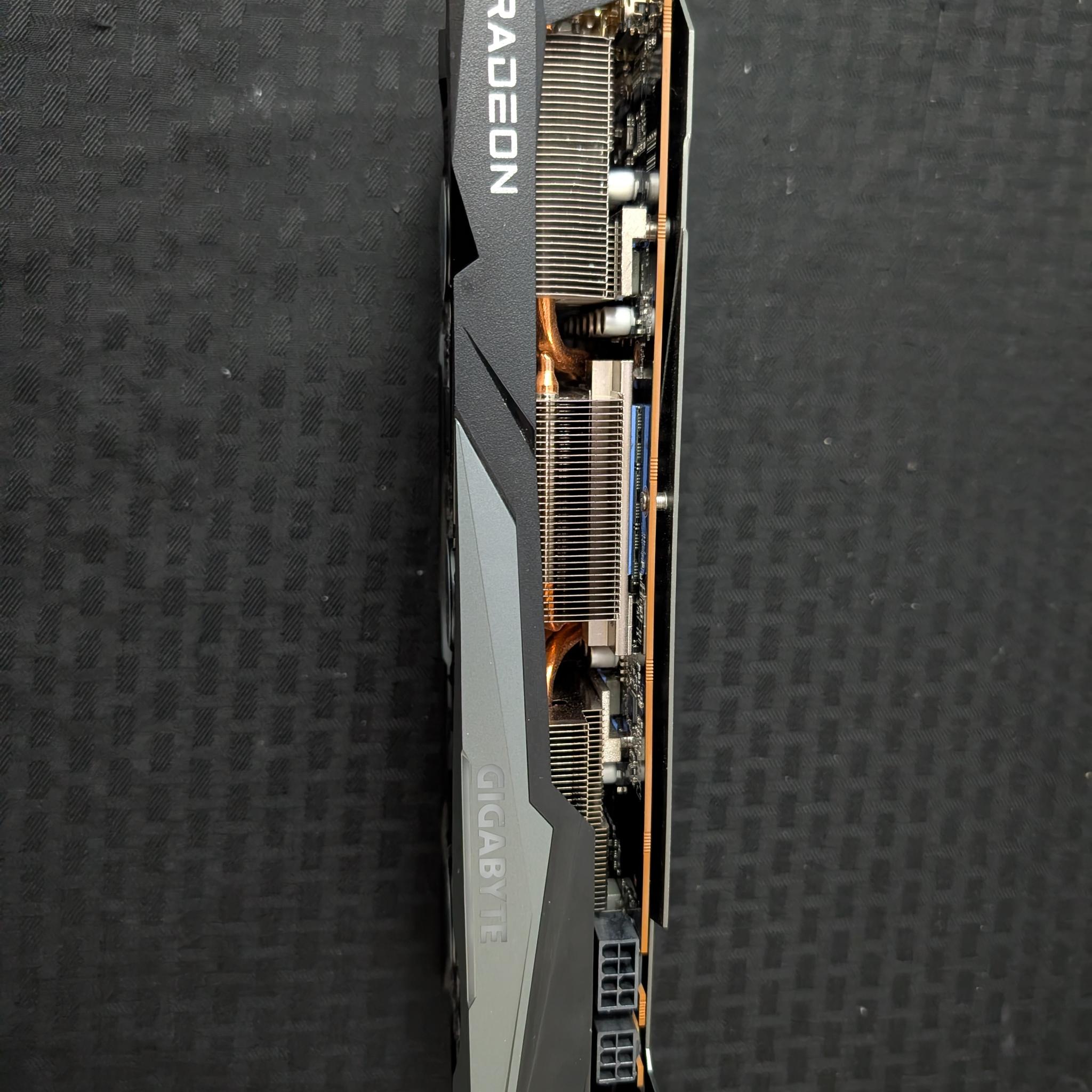 Gigabyte GAMING OC Radeon RX 6750 XT
