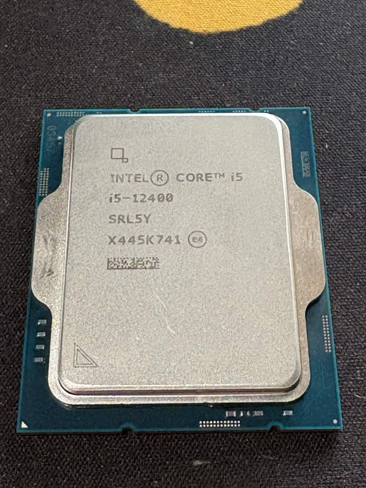 Intel Core i5-12400