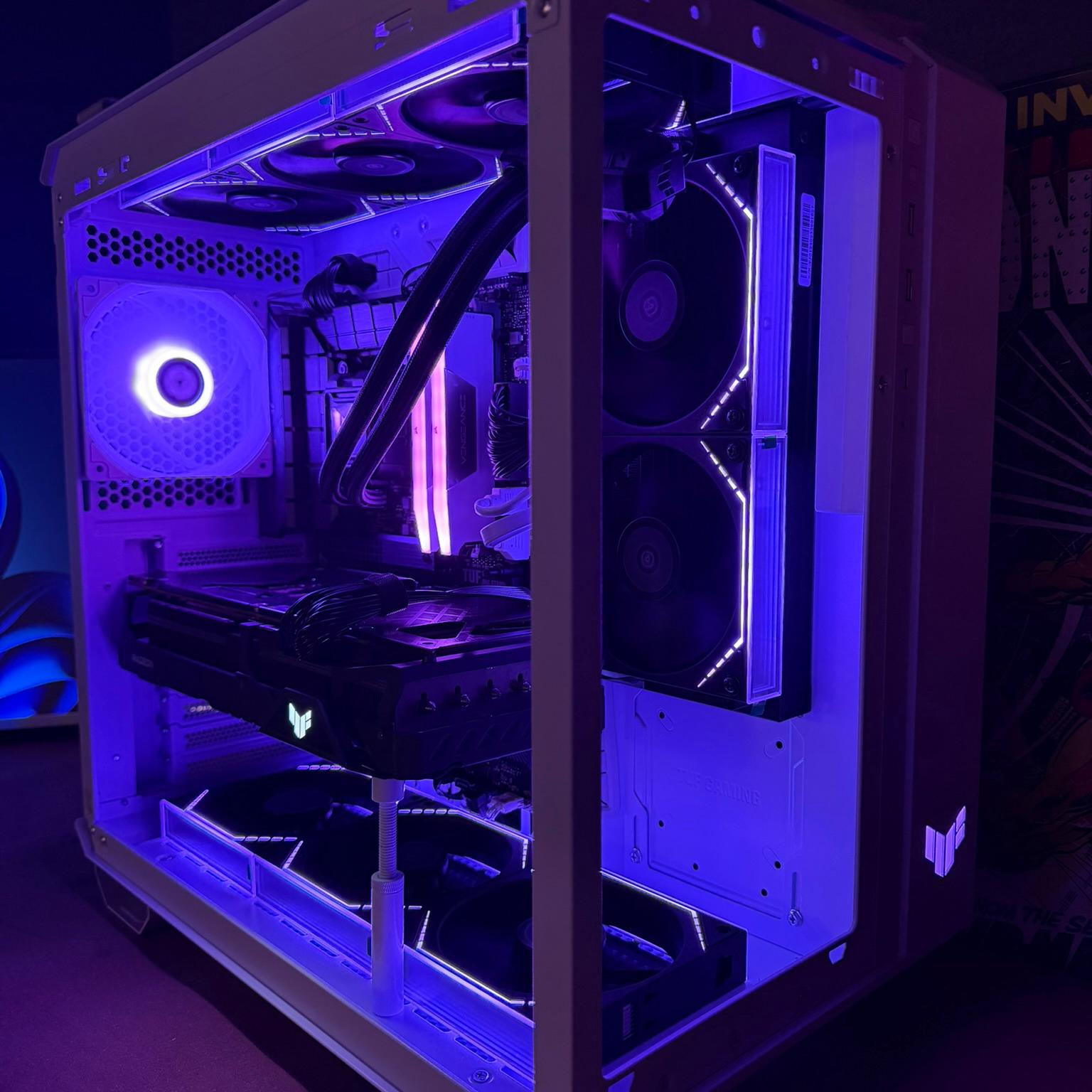 "ARCTIC TUF" 1440P BEAST | RX 6700XT 12GB - Intel i5 13400F | 32GB DDR5 | 2TB Storage | WIFI