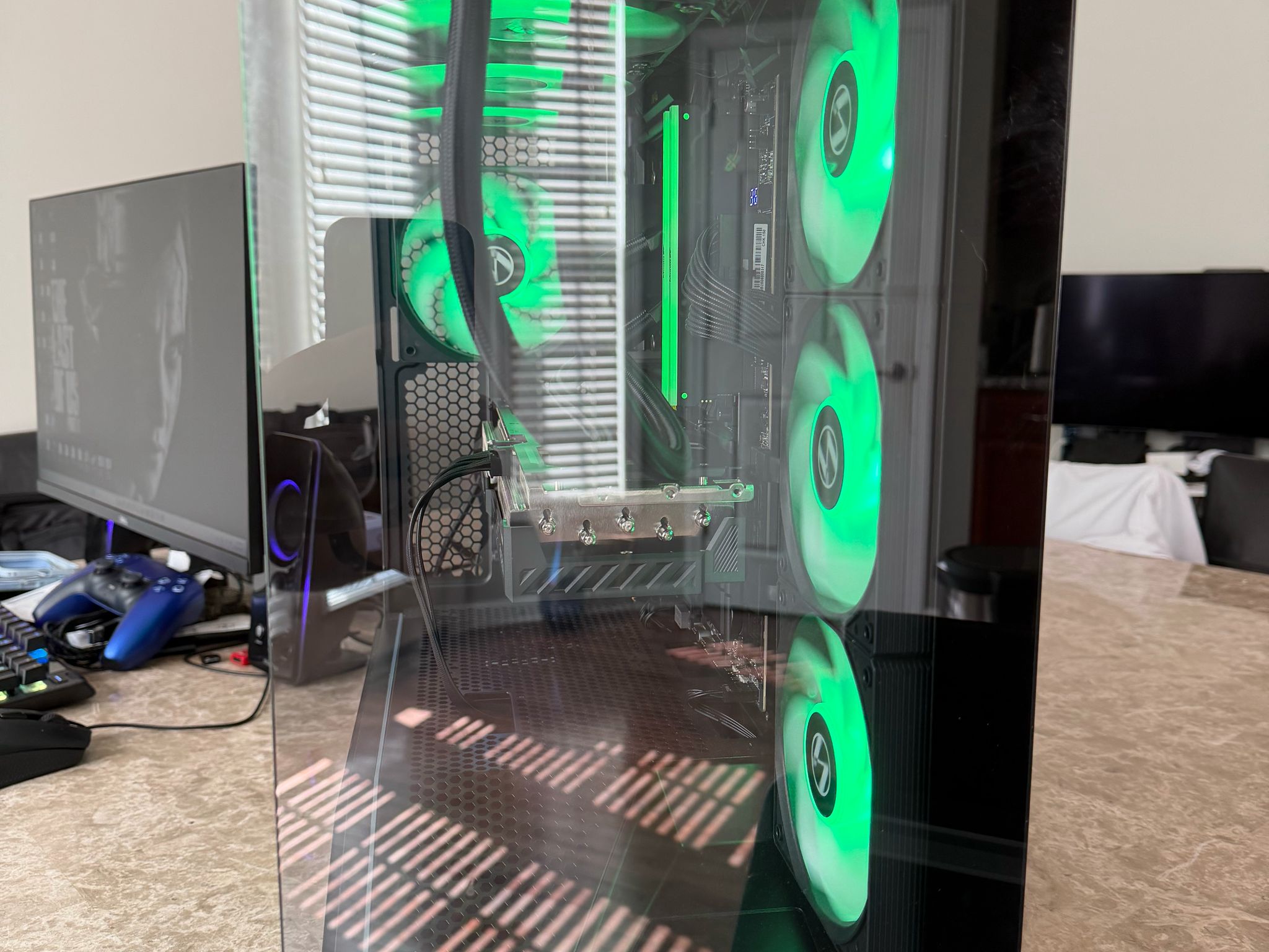 Ryzen 7 9850X3D | RX 9070 XT 16GB | 32GB DDR5 | Gen5 SSD | Windows 11