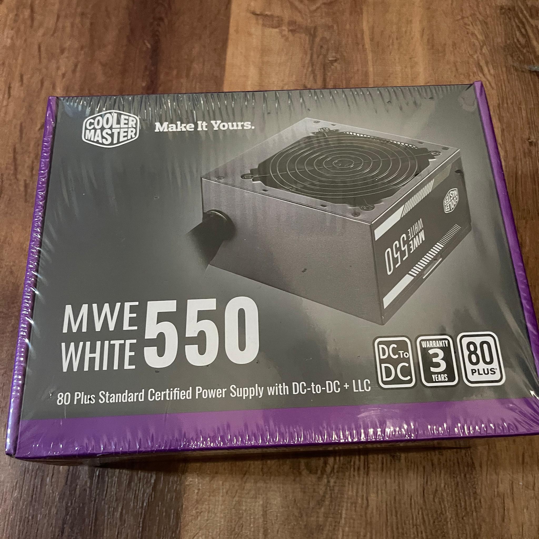 **New sealed in box 550 white**