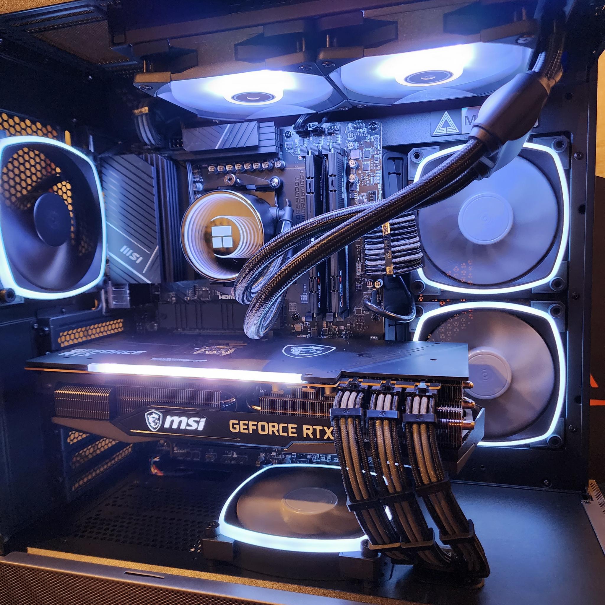 RTX 3080 / Ryzen 7 7700X - Custom Gaming PC
