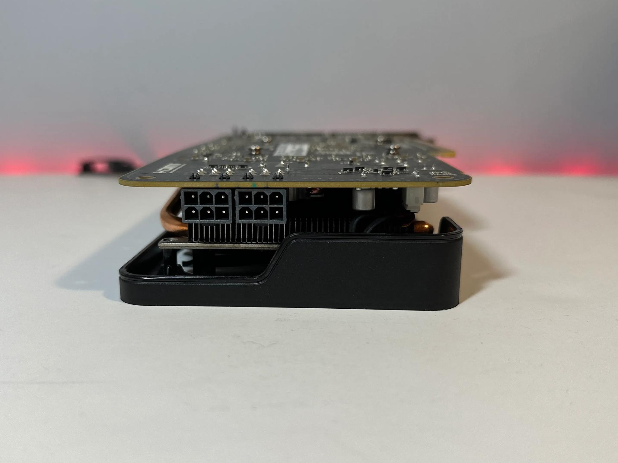 XFX AMD Radeon R9 285 2GB Graphics Card