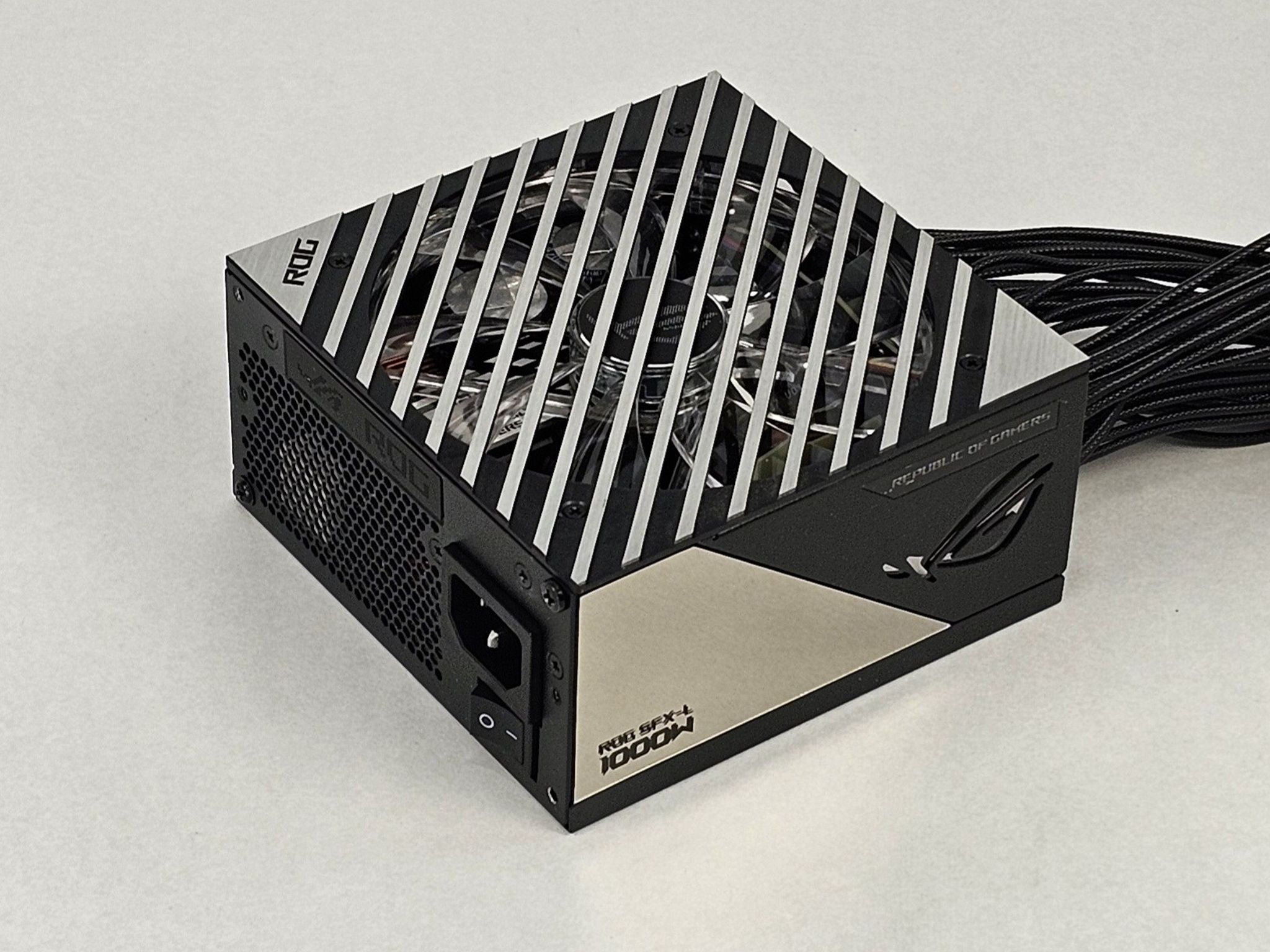 1000 Watt PSU ASUS ROG Loki SFX-L Power Supply