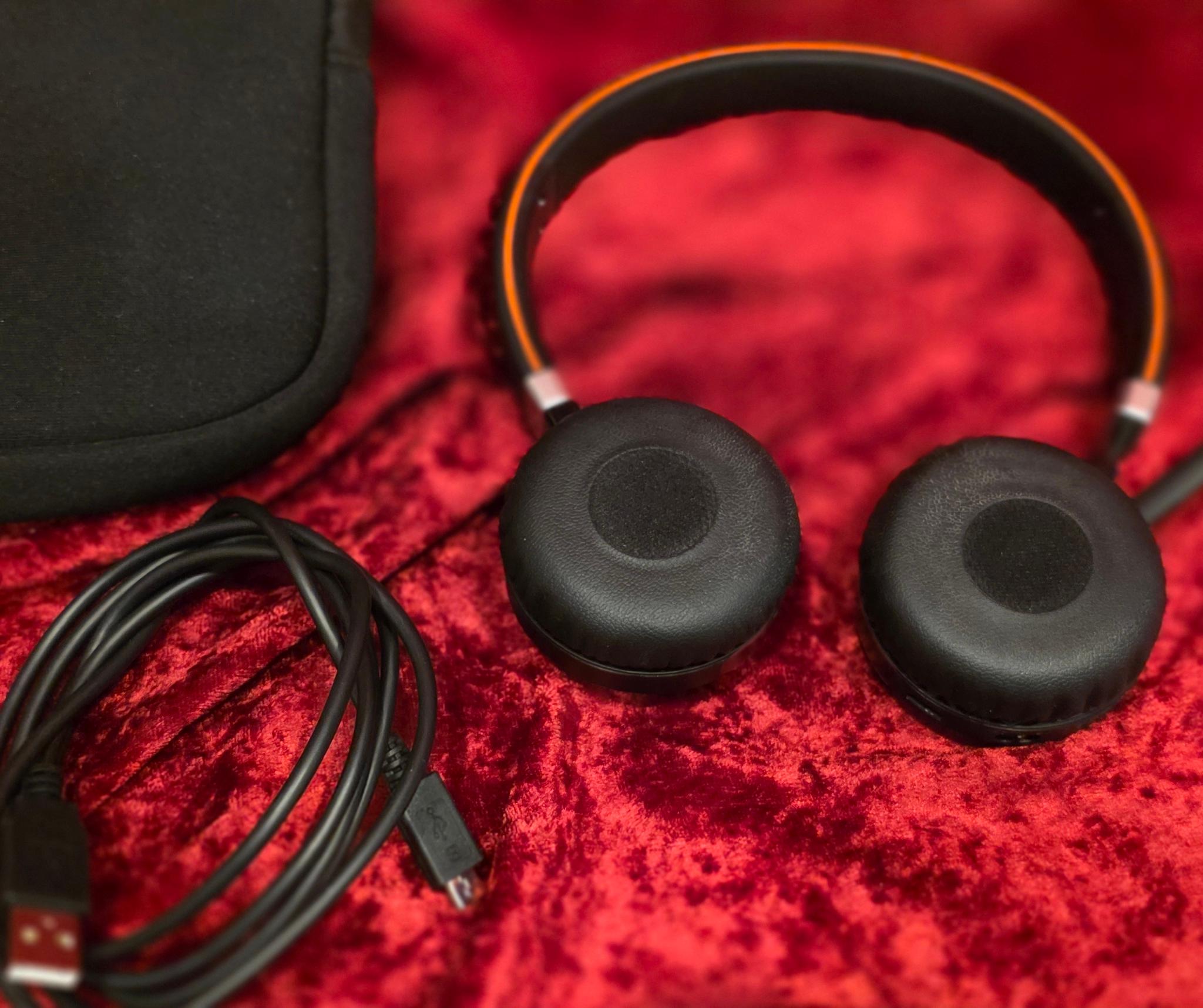 Jabra Evolve 65 SE W/ Carrying Case
