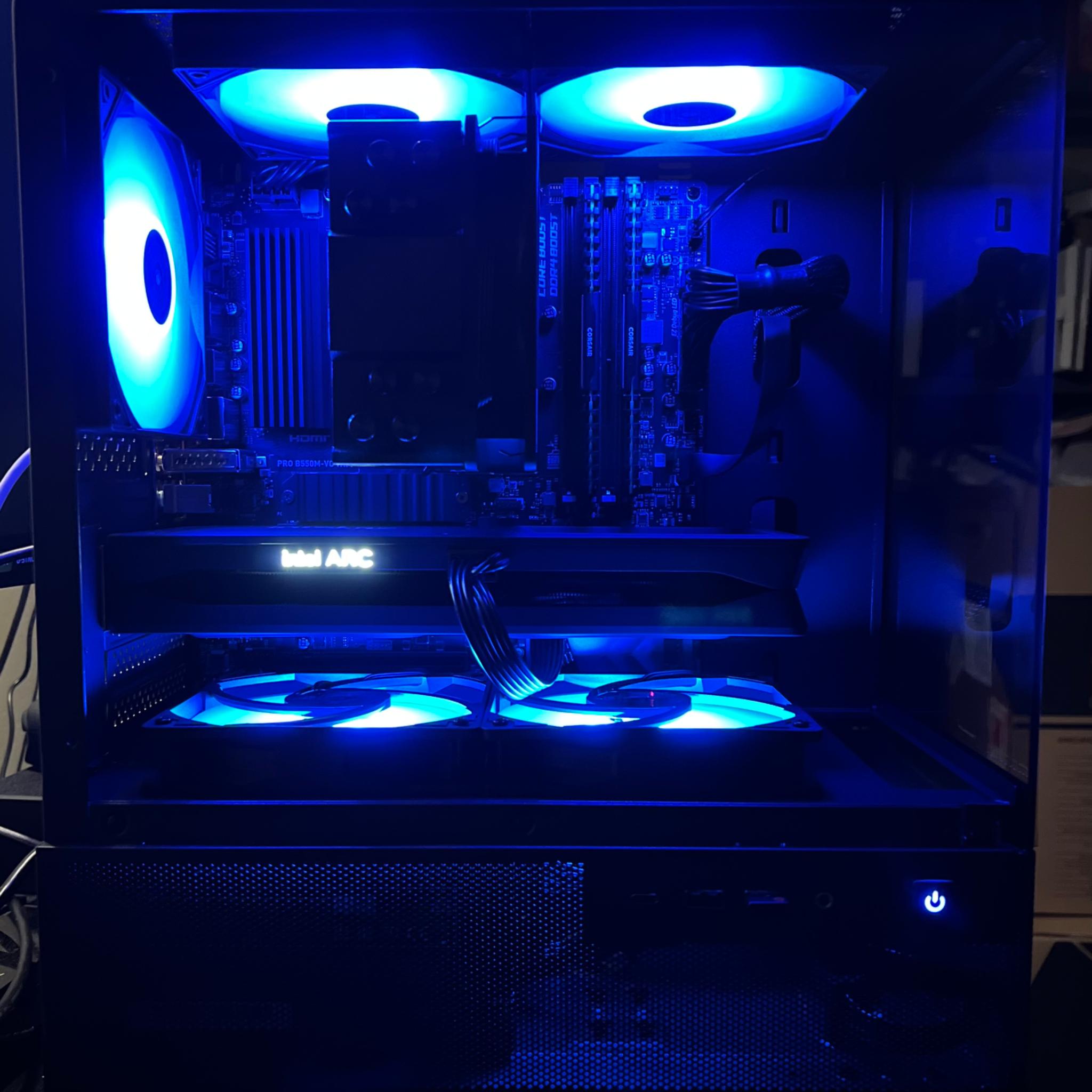 Team Blue 💙 Ryzen 7 5700x/Intel Arc B580 12 GB/32 GB DDR4/1.5 TB/All new parts!