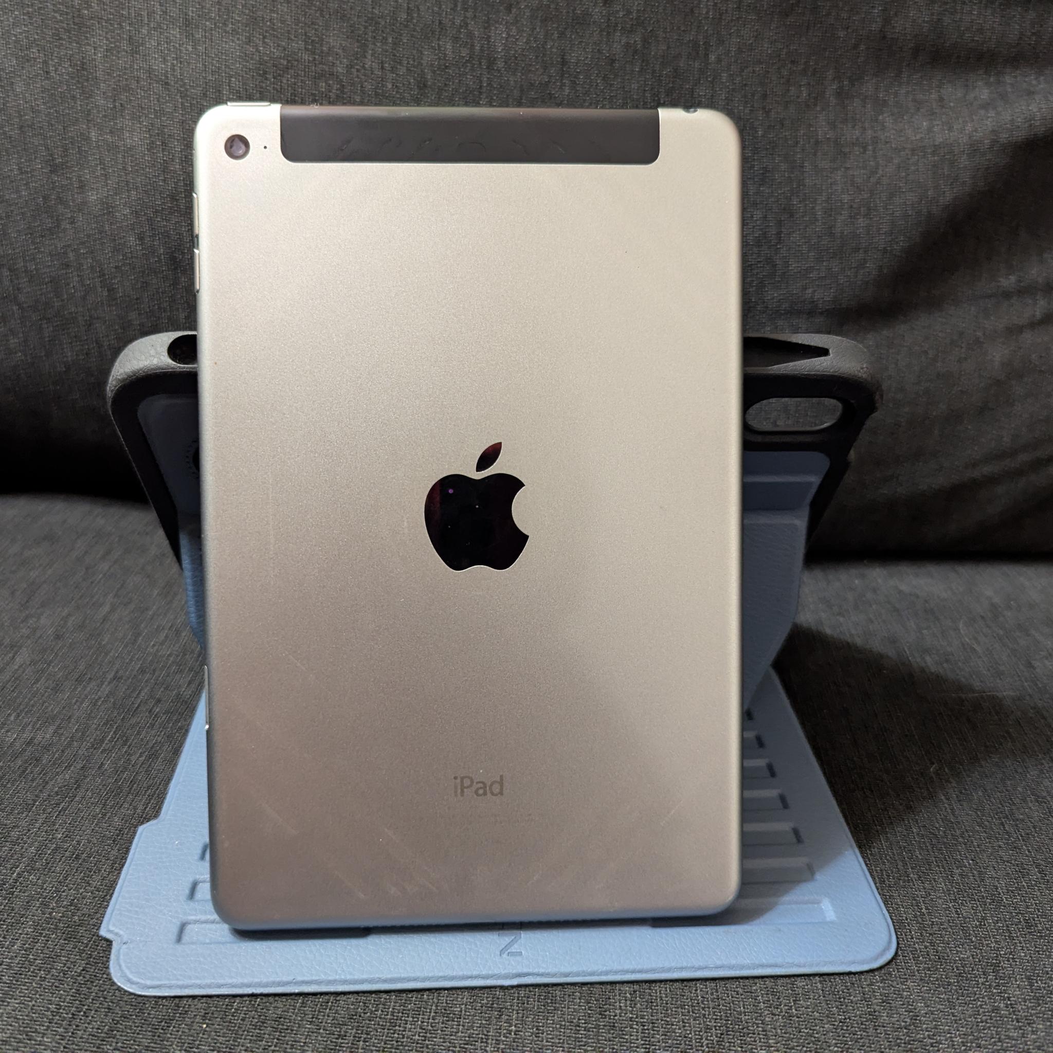 APPLE IPAD MINI 4 | 7.9" | 128GB | WI-FI | SPACE GRAY | Grade A