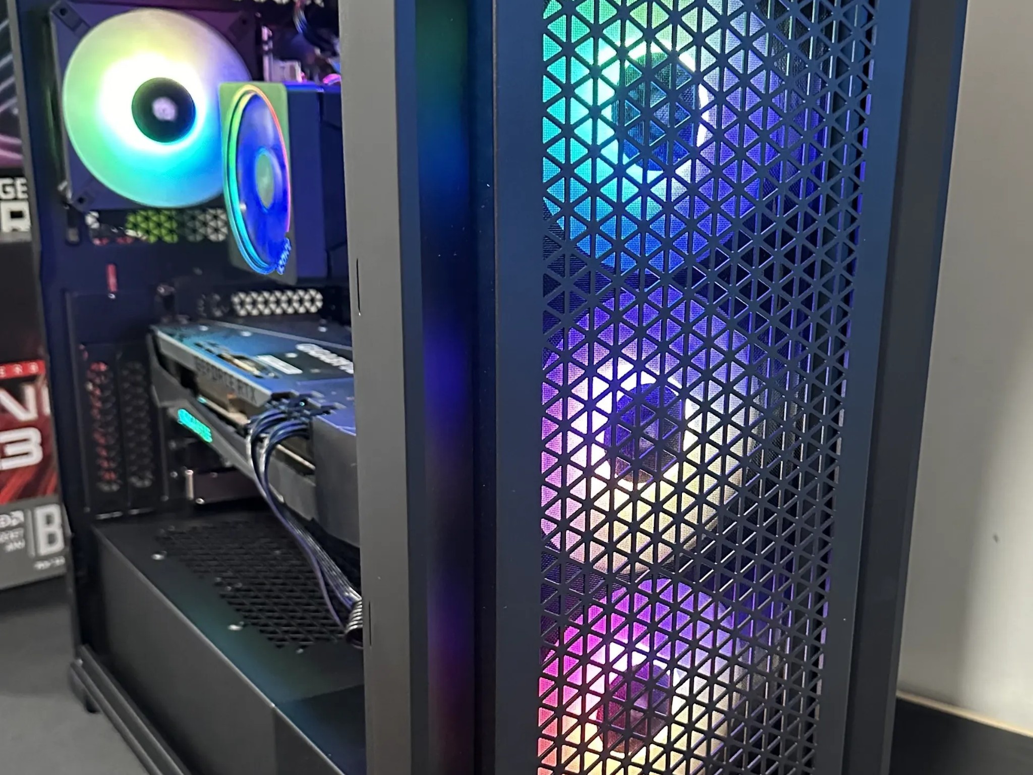 RTX 3070 Ti - Ryzen 9 3900x - 64 Gb RAM - 1 TB M.2 SSD - Custom Gaming PC