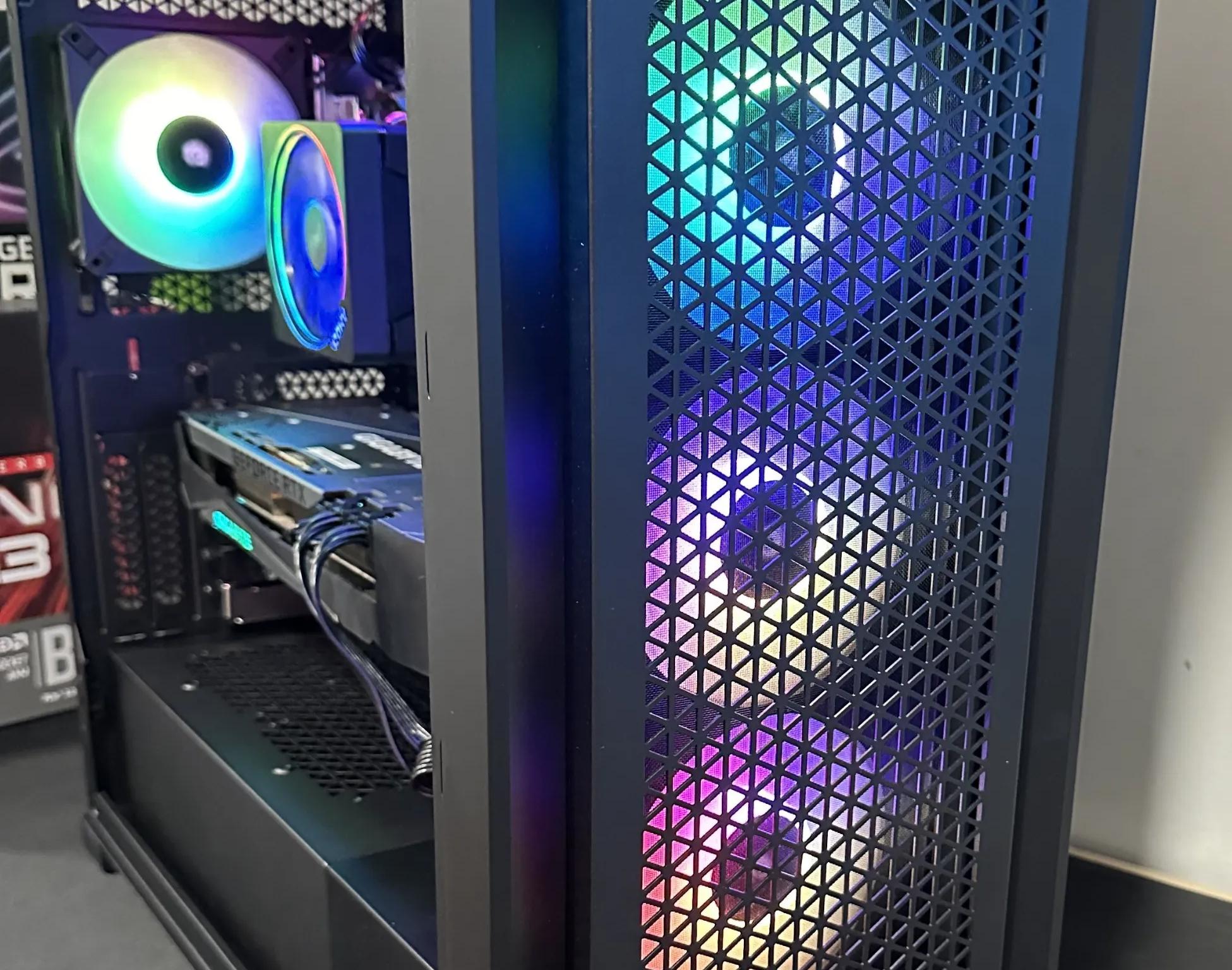 RTX 3070 Ti - Ryzen 9 3900x - 64 Gb RAM - 1 TB M.2 SSD - Custom Gaming PC