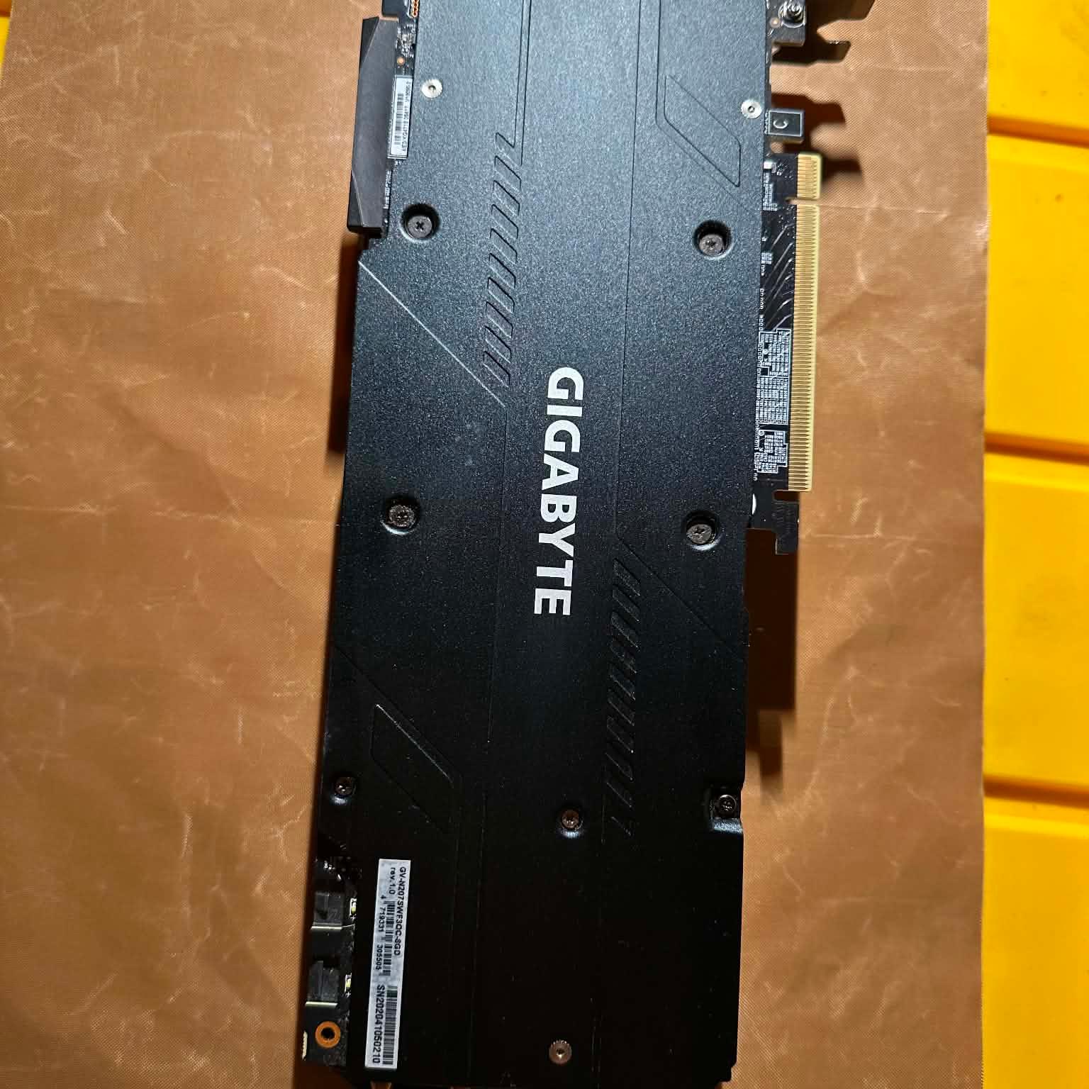GIGABYTE GAMING OC GeForce RTX 2070 SUPER - Image 2