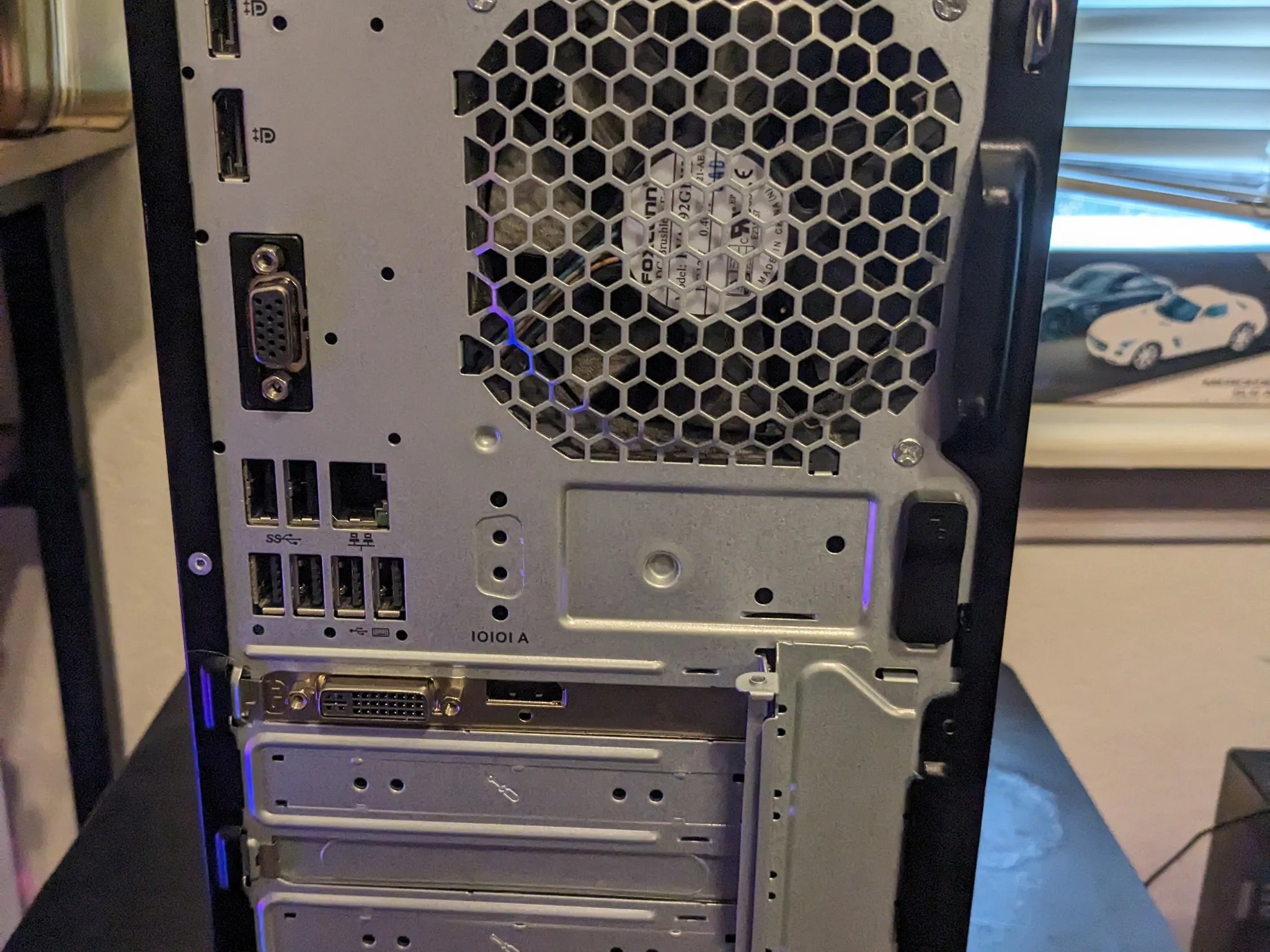 $90 SHIPPED! Dual Core Intel, 8GB DDR4 RAM, AMD Graphics, 256GB SSD + 500GB HDD, WiFi, Win10