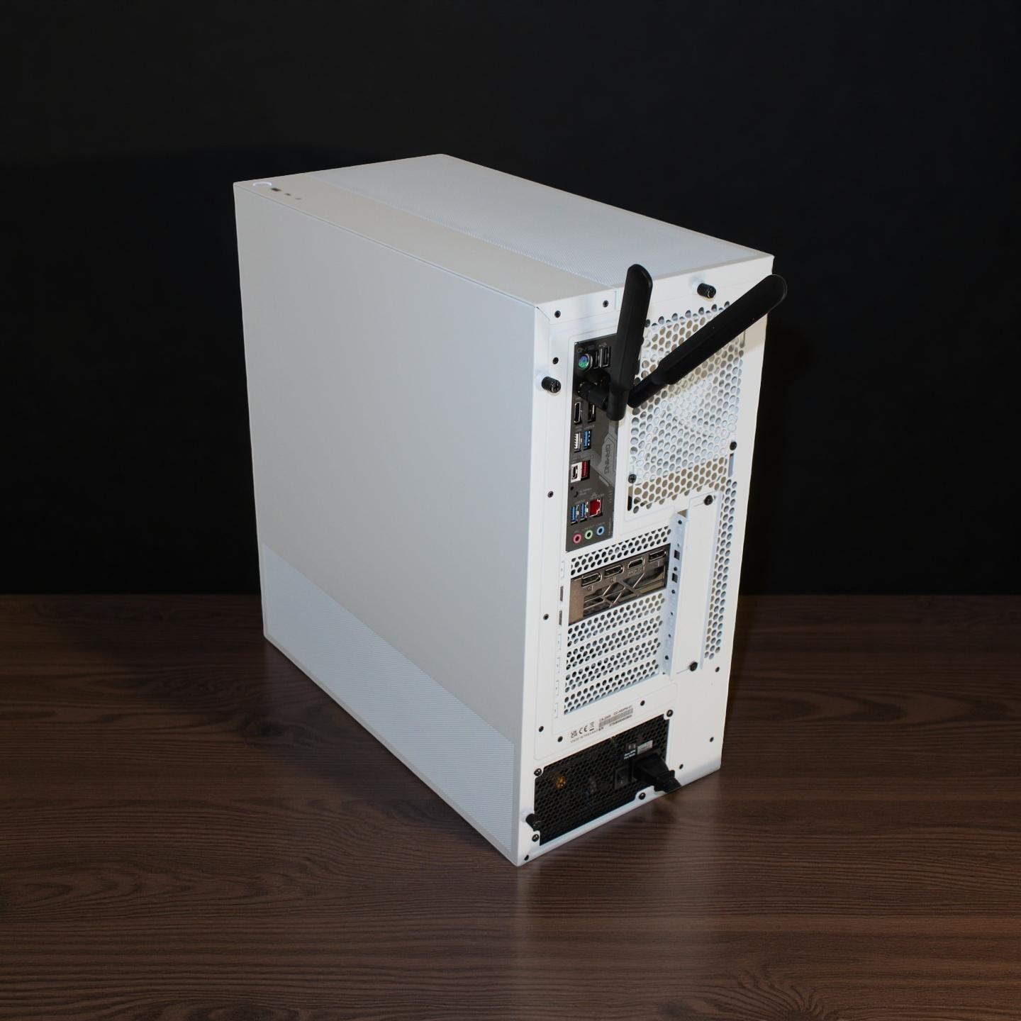 Super Smooth NZXT AM5 | Ryzen 7 7700X | GeForce RTX 4060 | 32GB G.Skill DDR5 | 2TB PNY M....