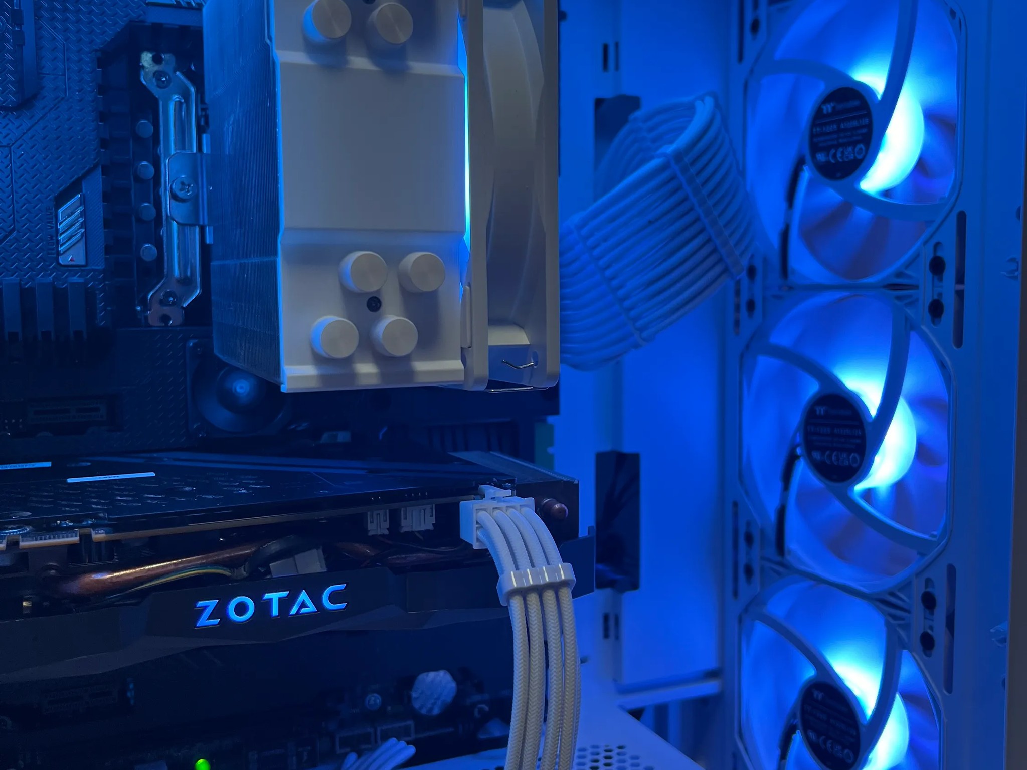 🐇White Rabbit🐇 | Mid-Range GTX 1080 PC | Intel Core i7 | 32GB RAM | 512GB SSD