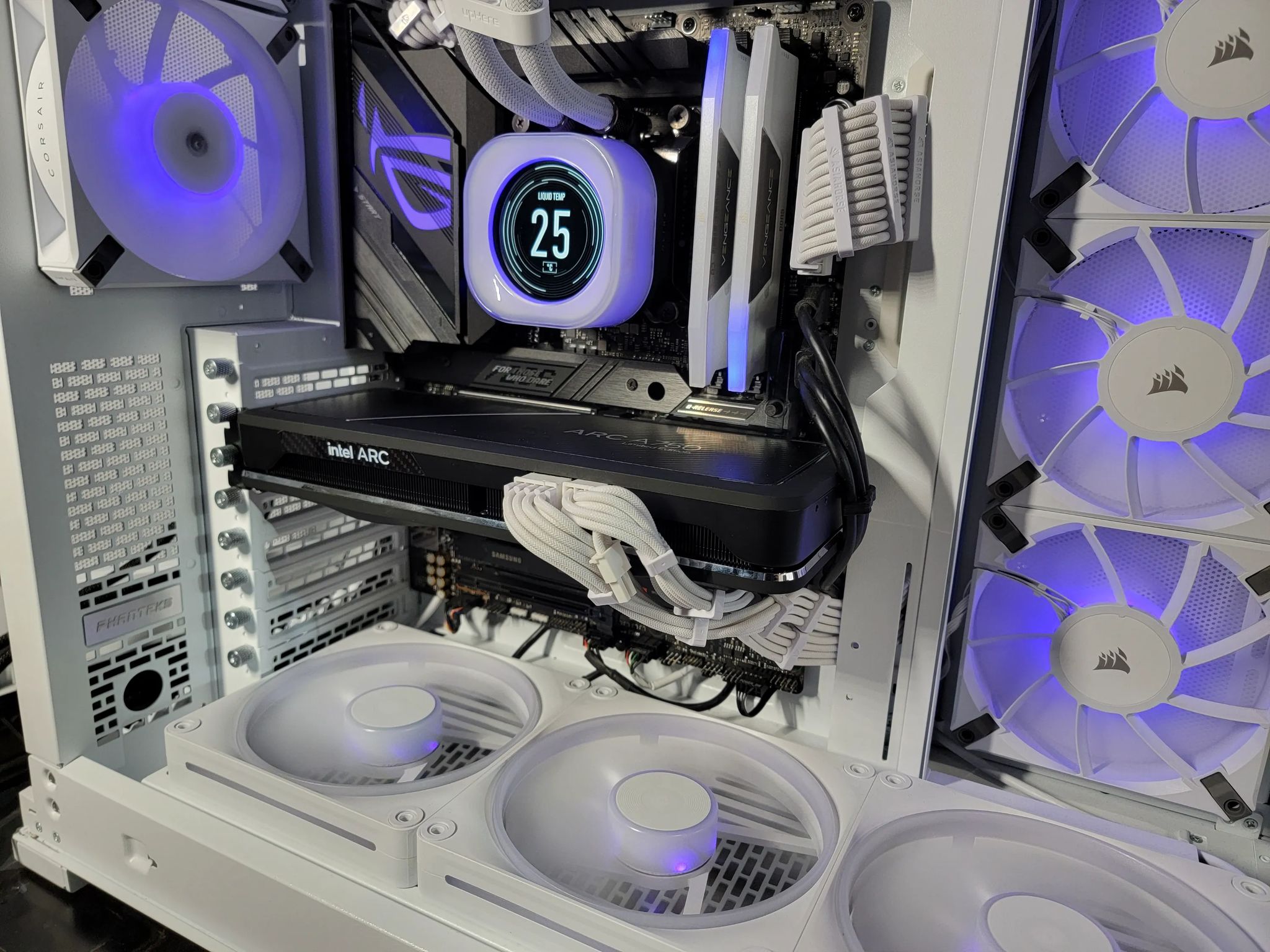 Intel ARC A750 Limited edition