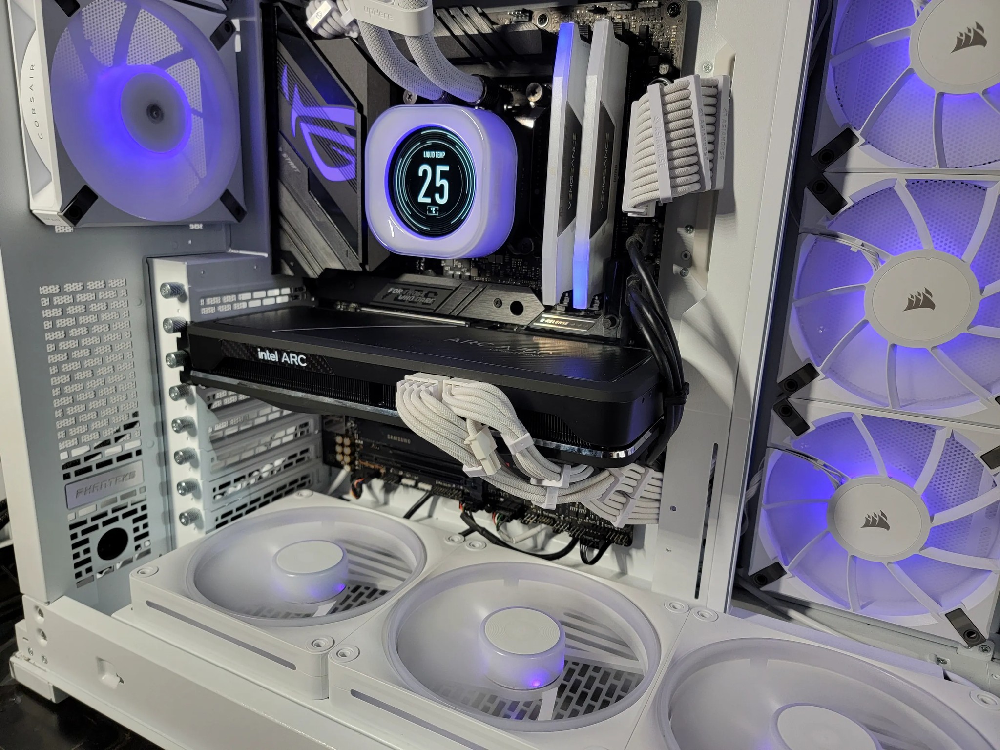 Intel ARC A750 Limited edition