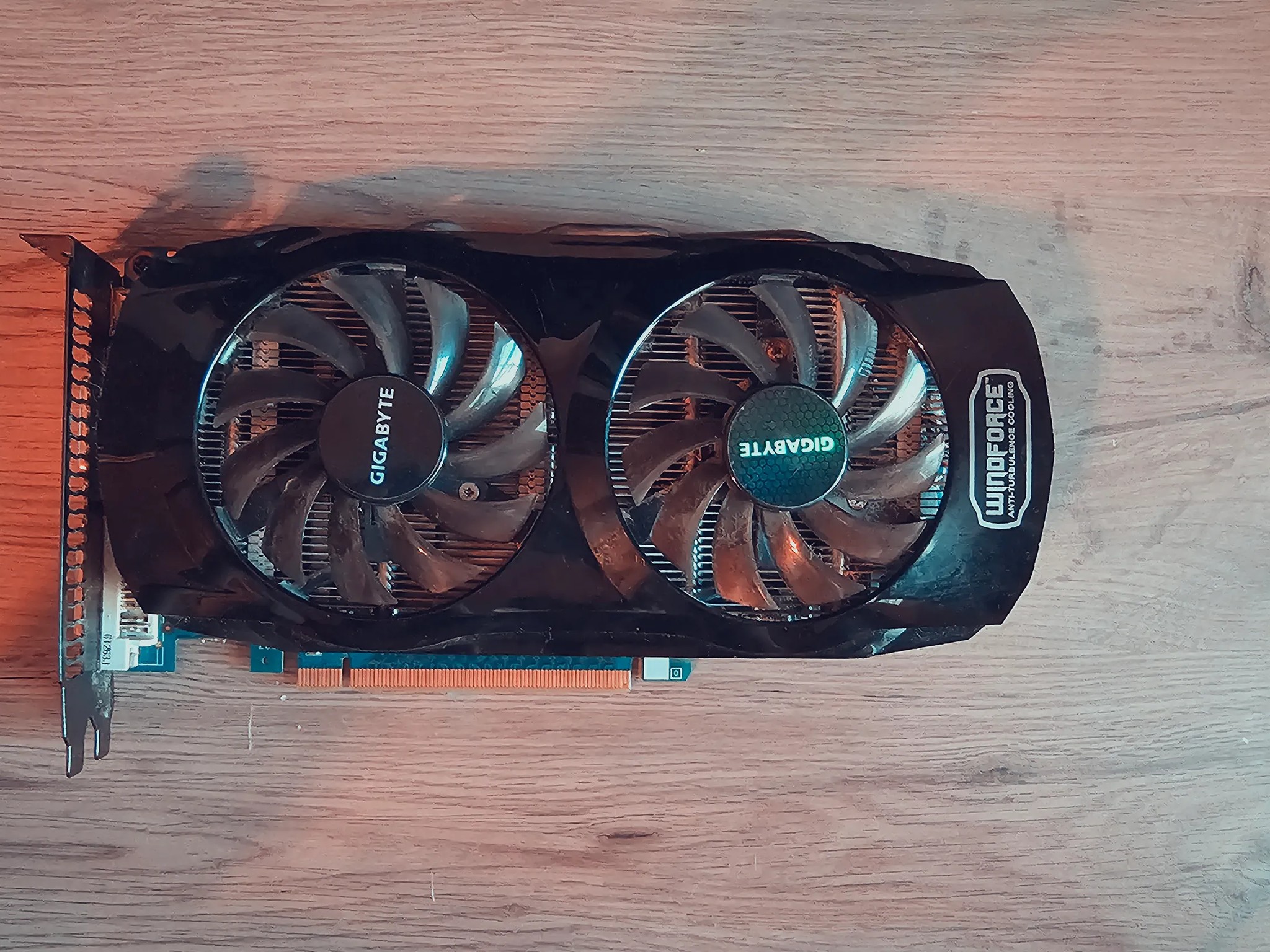 GTX 560 OC Gigabyte Windforce