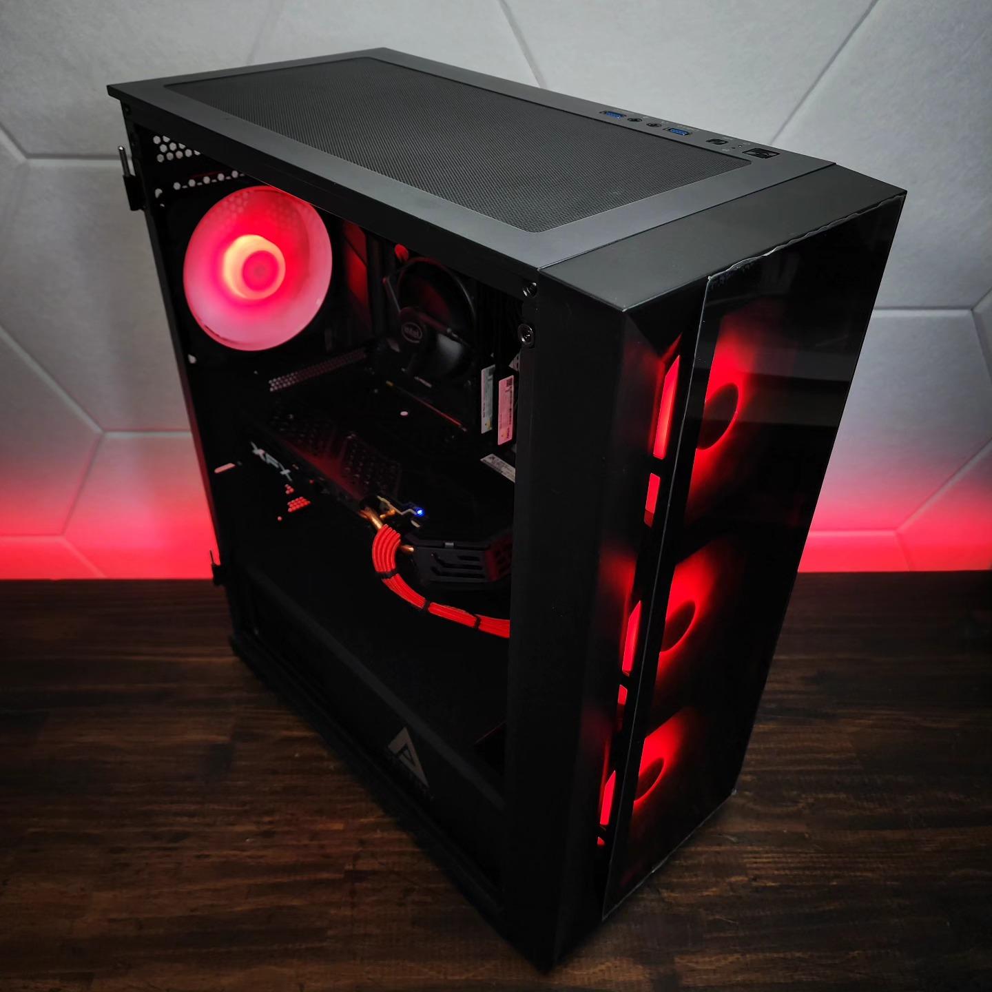 ❤️🖤❤️ RX 580 8GB // Core i3 10100F // 16GB 3600MHz // 500GB NVMe Gen4