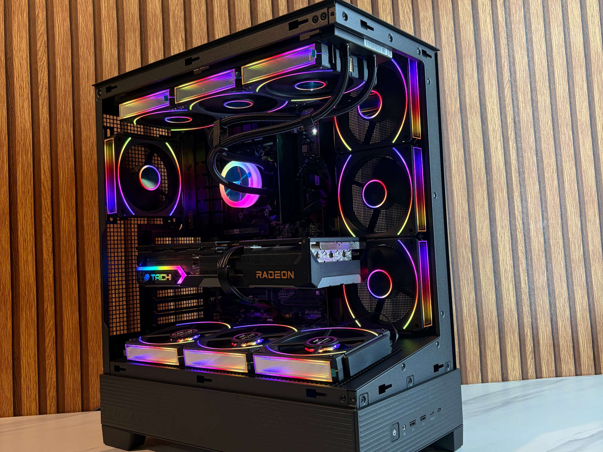 RX 9070 XT 16GB | RYZEN 7 7800X3D | 16GB DDR5 | 1TB SSD | 360MM AIO |  750W