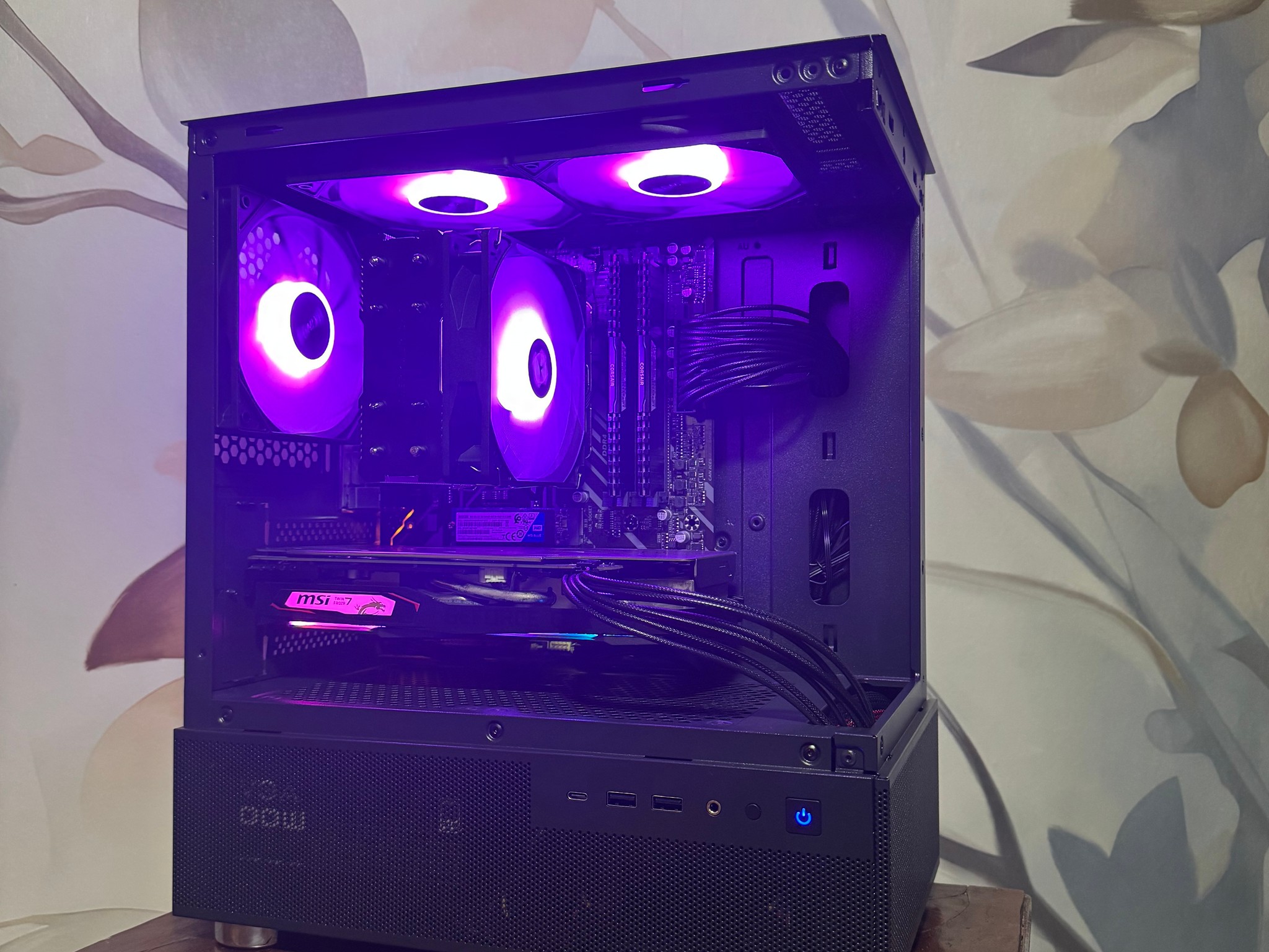 🌌 Aesthetic & Compact 1080p Gaming PC Ryzen 5 2600 | GTX 1660S | 16 GB RAM | 512GB SSD