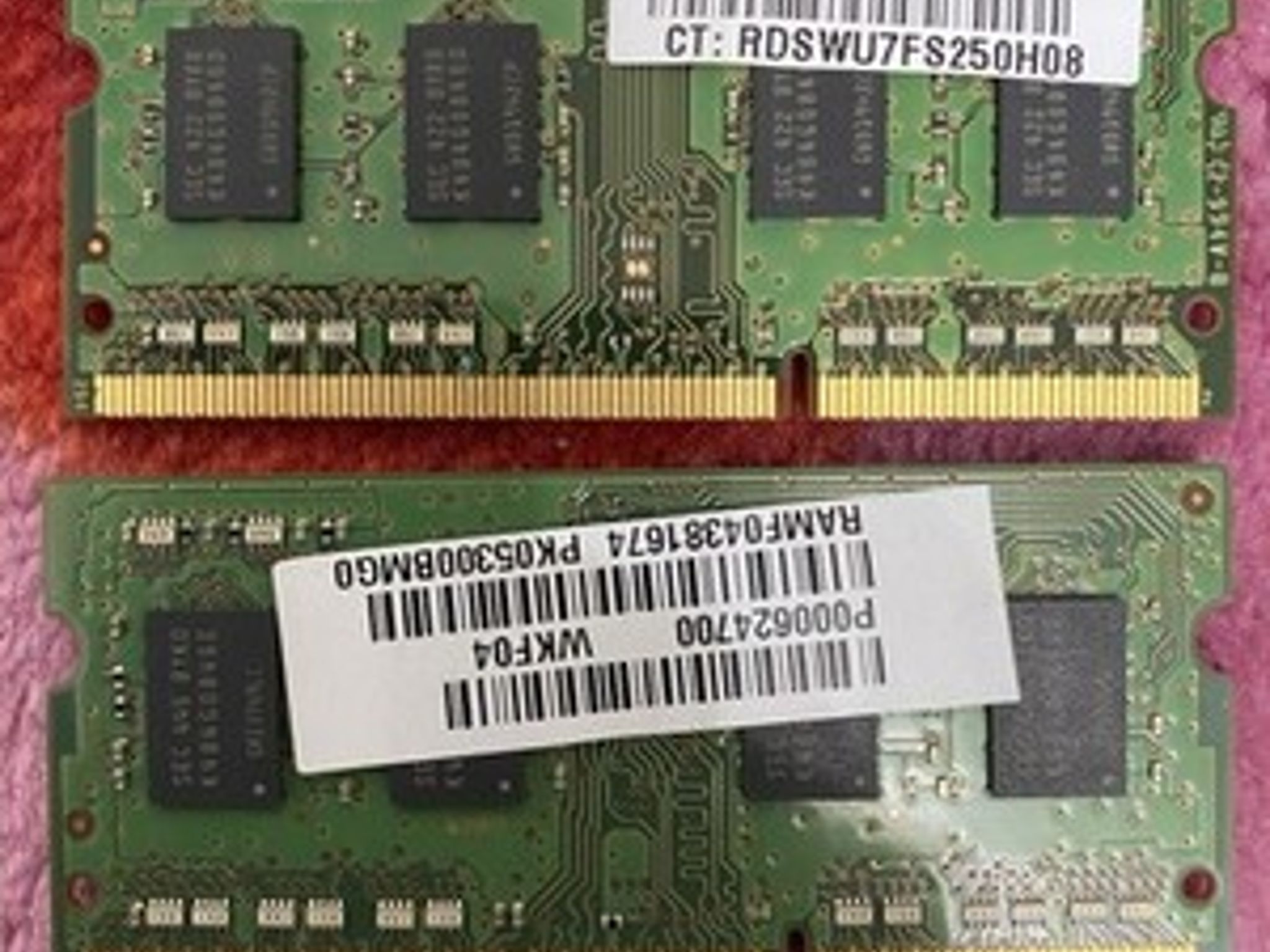 Samsung 8GB (2x4GB) DDR3 PC3-12800S SO-DIMM 204-Pin Laptop RAM