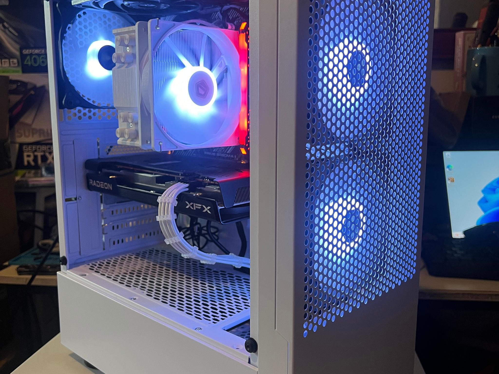 White ❄️ Gaming PC | Ryzen 5 3600 | RX 6650XT | 32GB RAM | 1TB SSD | Windows 11 Pro