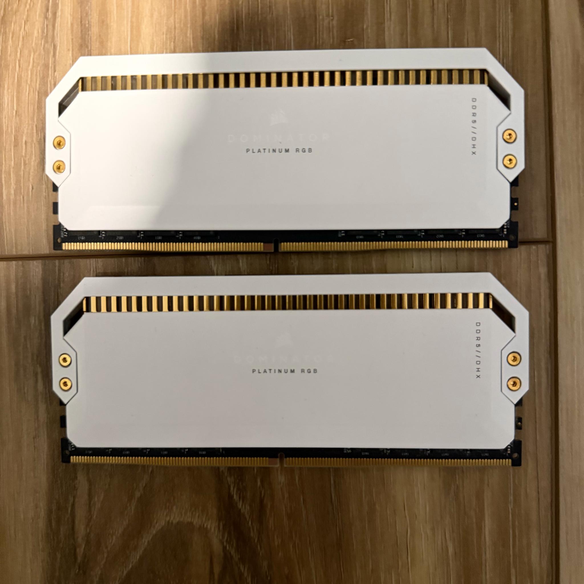 FREE SHIPPING Corsair Platinum Dominator 64gb DDR5(2x32)