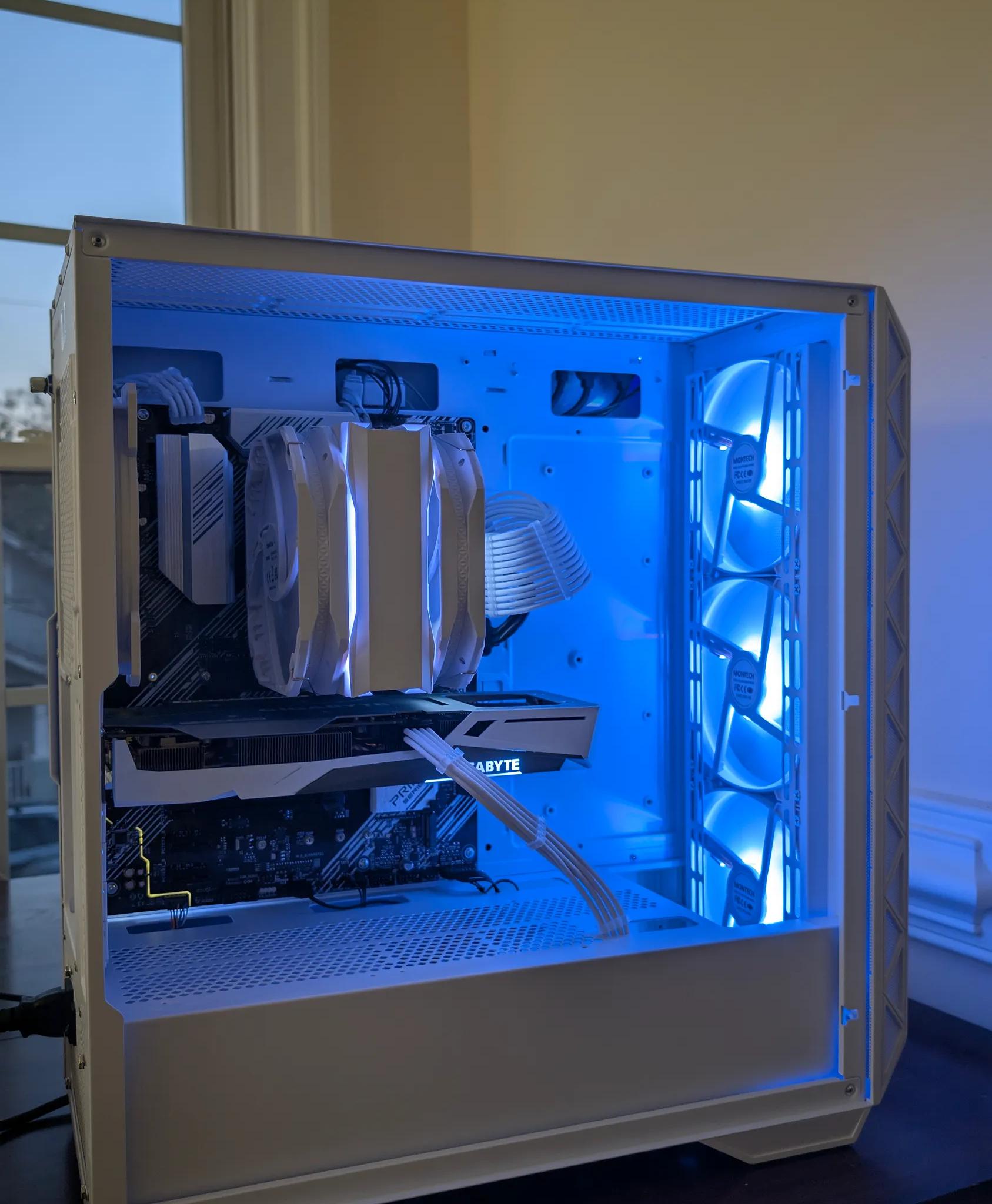 ❄️🧊👻FROZEN GHOST👻🧊❄️CUSTOM WHITE RTX 3060 12GB|AMD RYZEN 5 3600|ASUS PRIME B550-PLUS|1080P BEAST