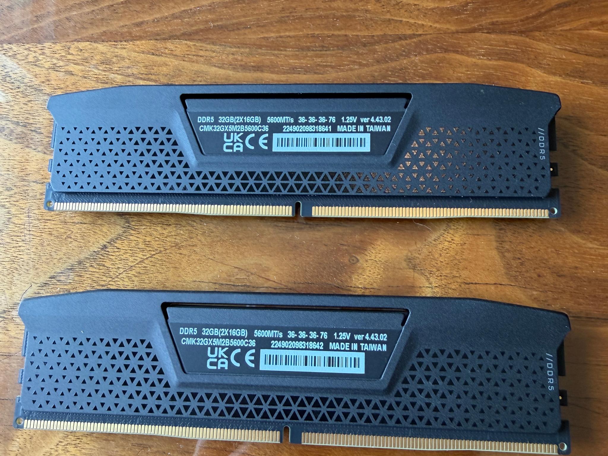 VENGEANCE® 32GB (2x16GB) DDR5 DRAM 5600MT/S CL40 Memory - Black