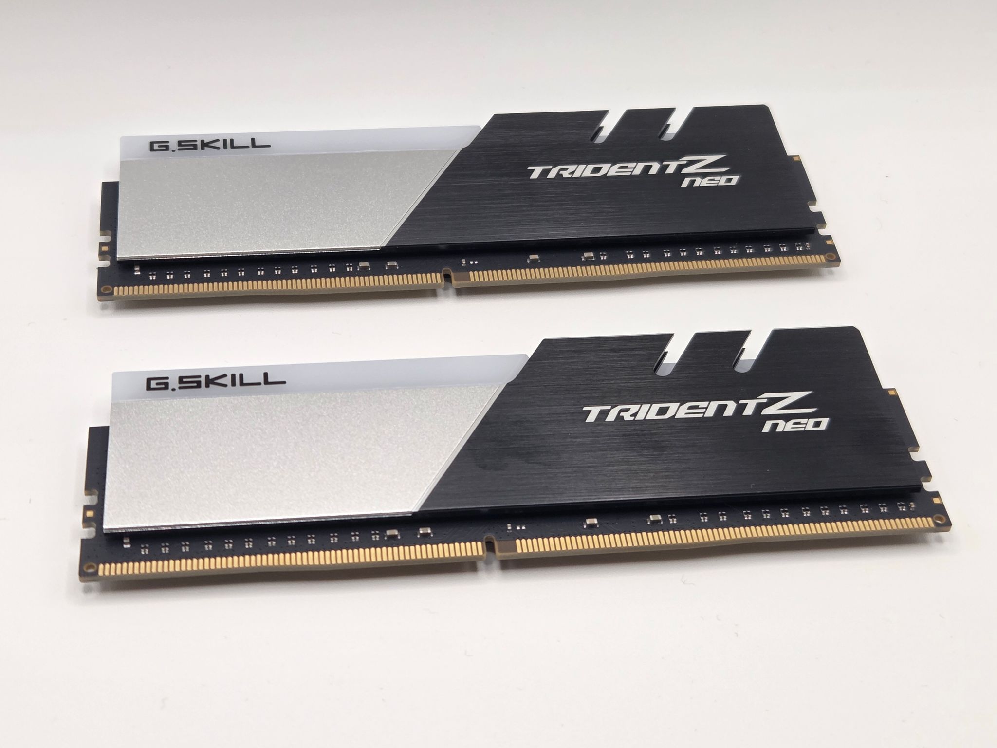 G.Skill TridentZ CL18 DDR4-3600 64gb (32GBx2) | Jawa