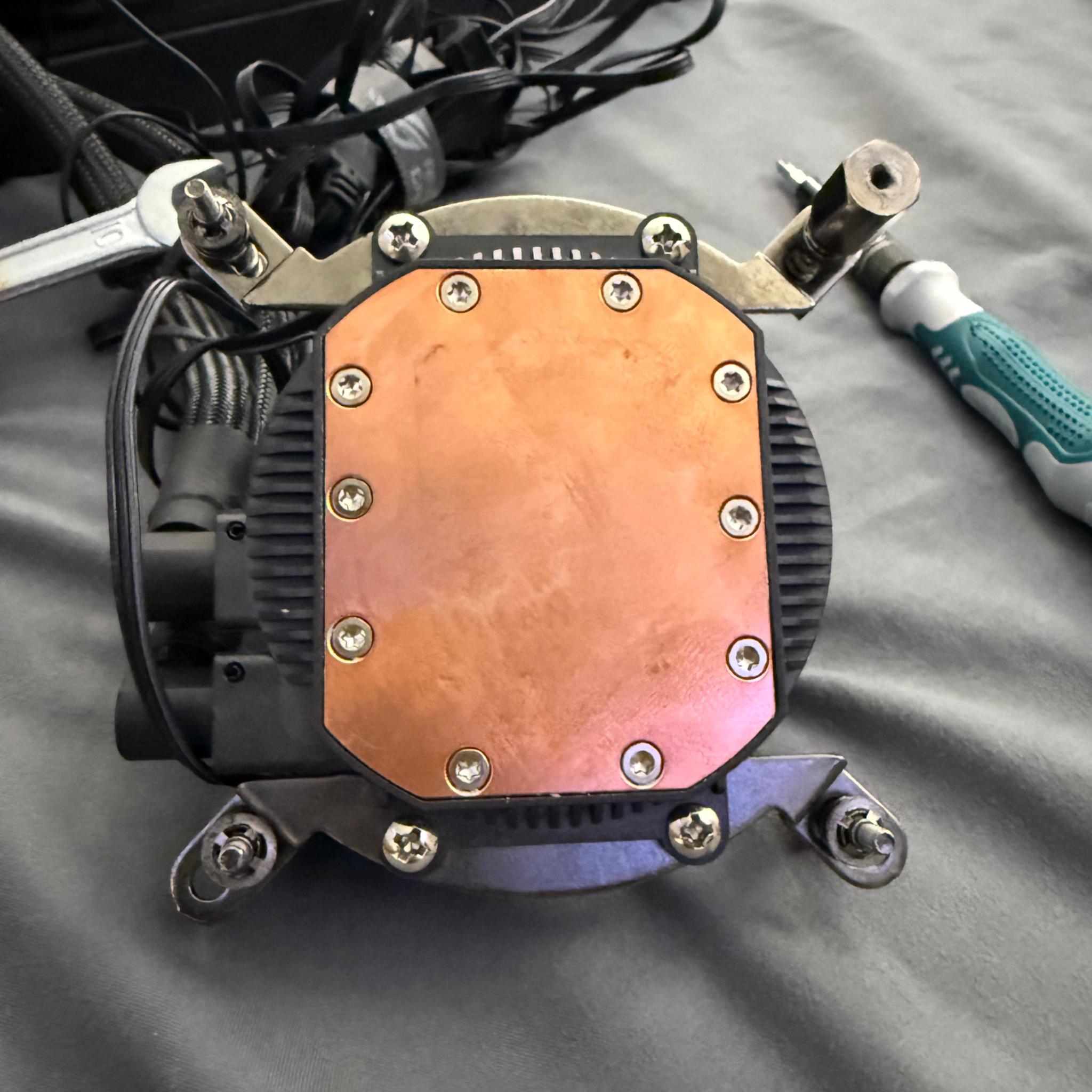 Skytech 360 AIO CPU Cooler Like New, LGA 1700 Bracket