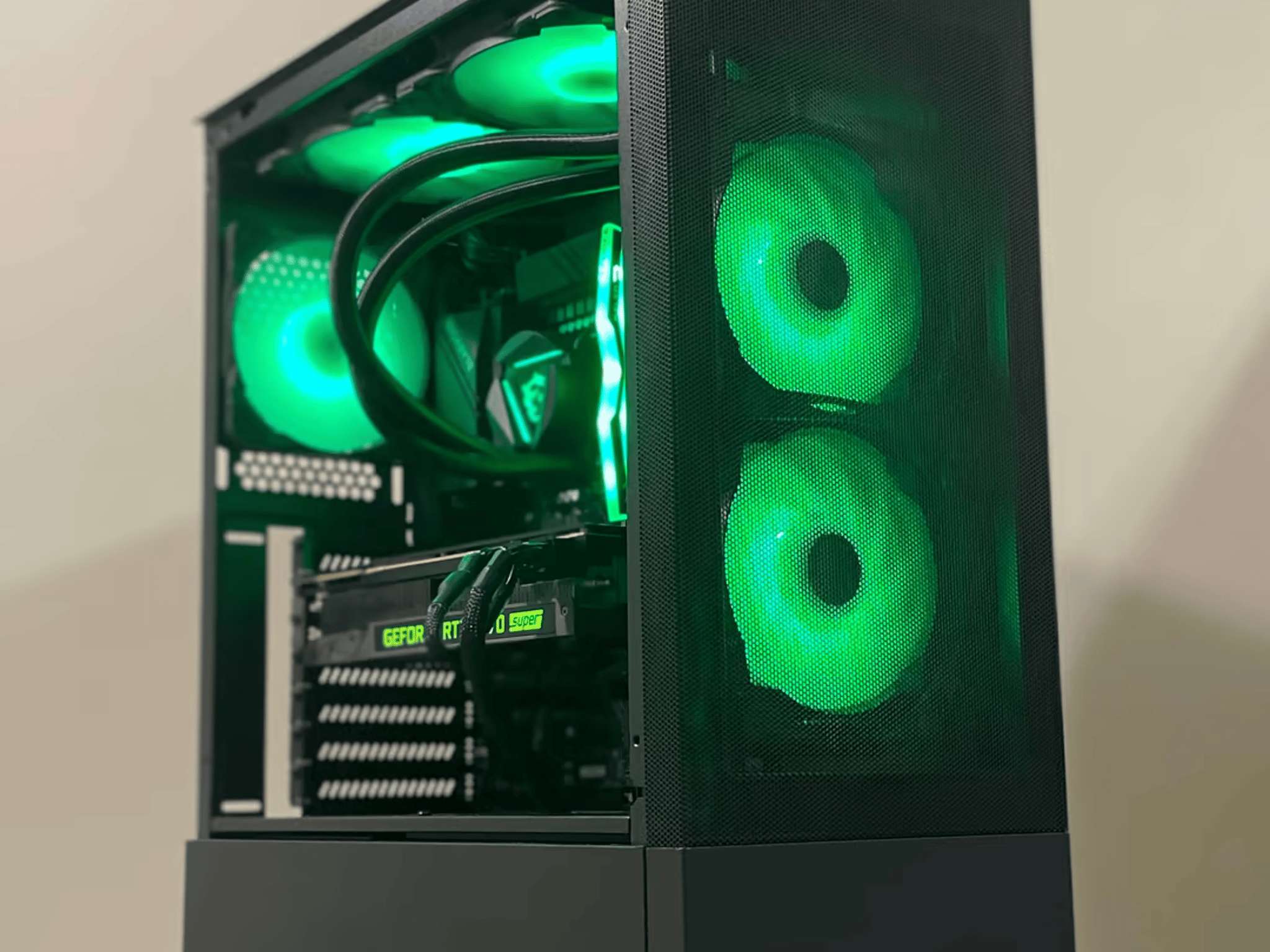 The Continental 🏨/ RTX 2070 Super 8GB, i5 10400 Gaming PC