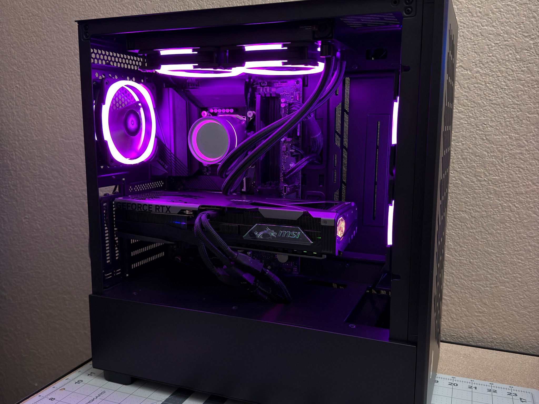 i7-13700KF | RTX 5070 | 32GB DDR5 | 3TB Gaming PC