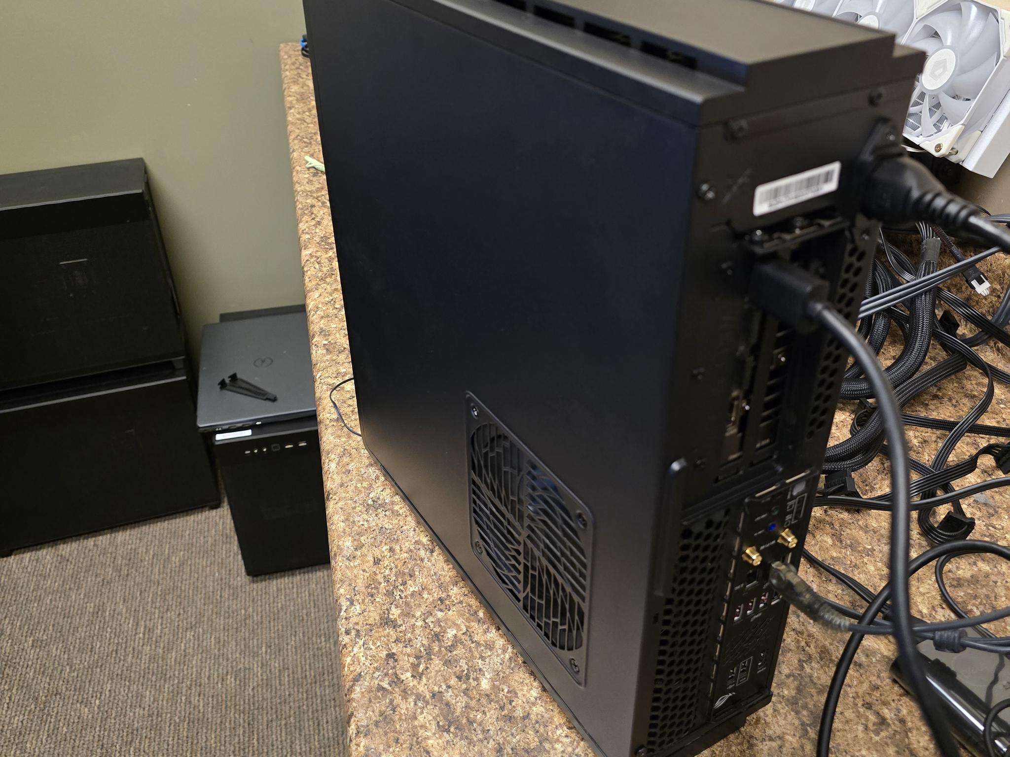 Ryzen 7 7700x - 4060ti | Raven Box