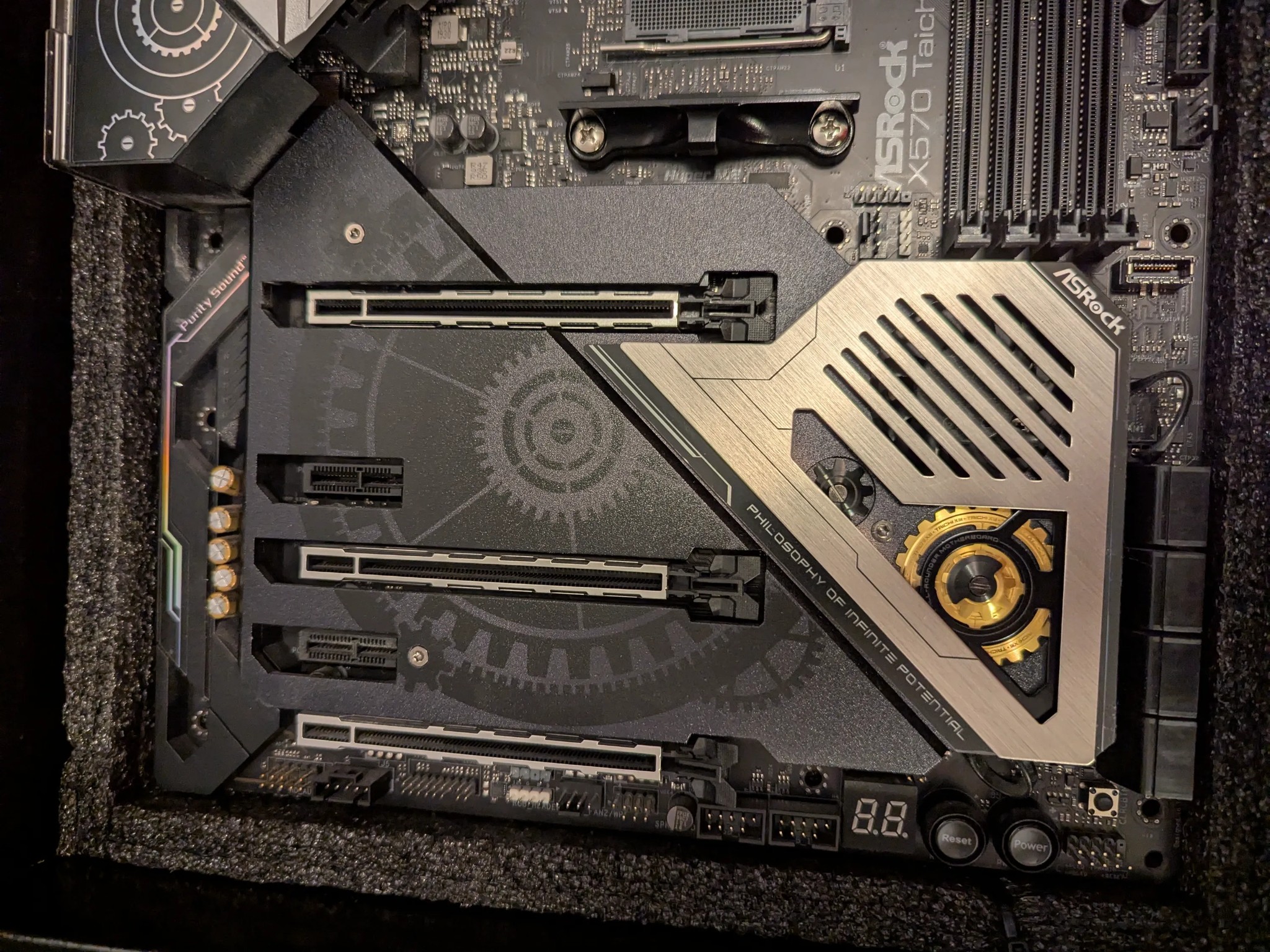 ASRock X570 Taichi ATX AM4 Motherboard