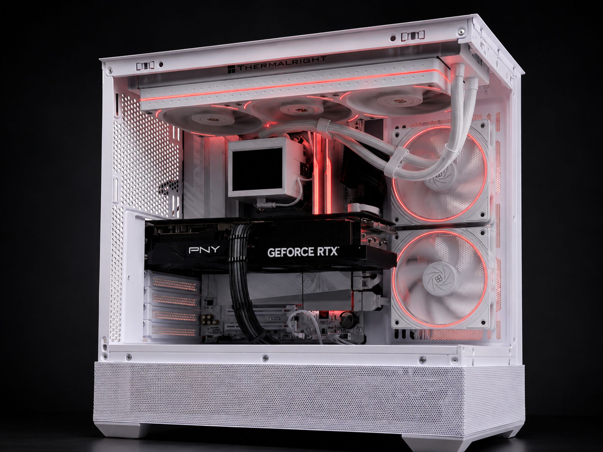 ARCTIC TITANARCTICTITAN V2 Ryzen 7 9800X3D • RTX 5080 • 32GB DDR5 • 5TB Storage/1000 w platinum PSU