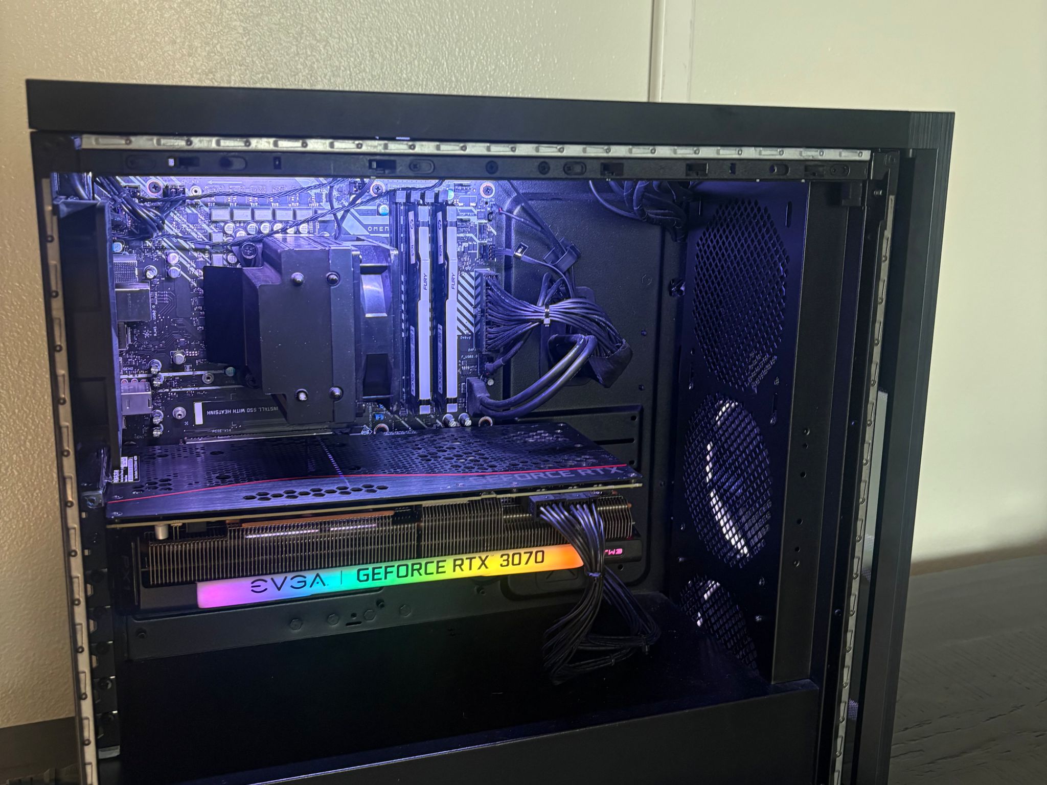Gaming pc rtx 3070 FTW3 ryzen 5 7600