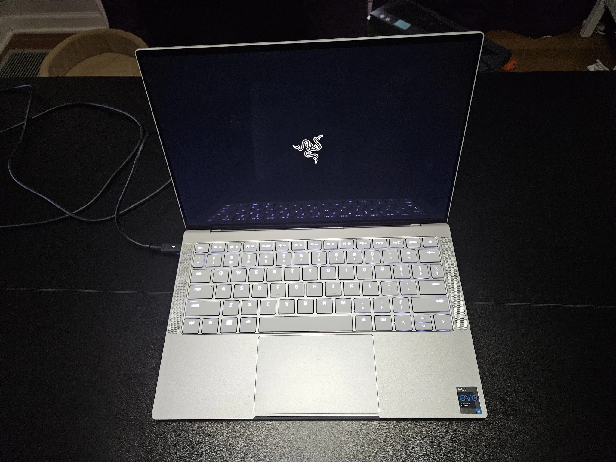 Razer Book 13 UHD+ Touch, Core i7, 16GB RAM, 512GB SSD