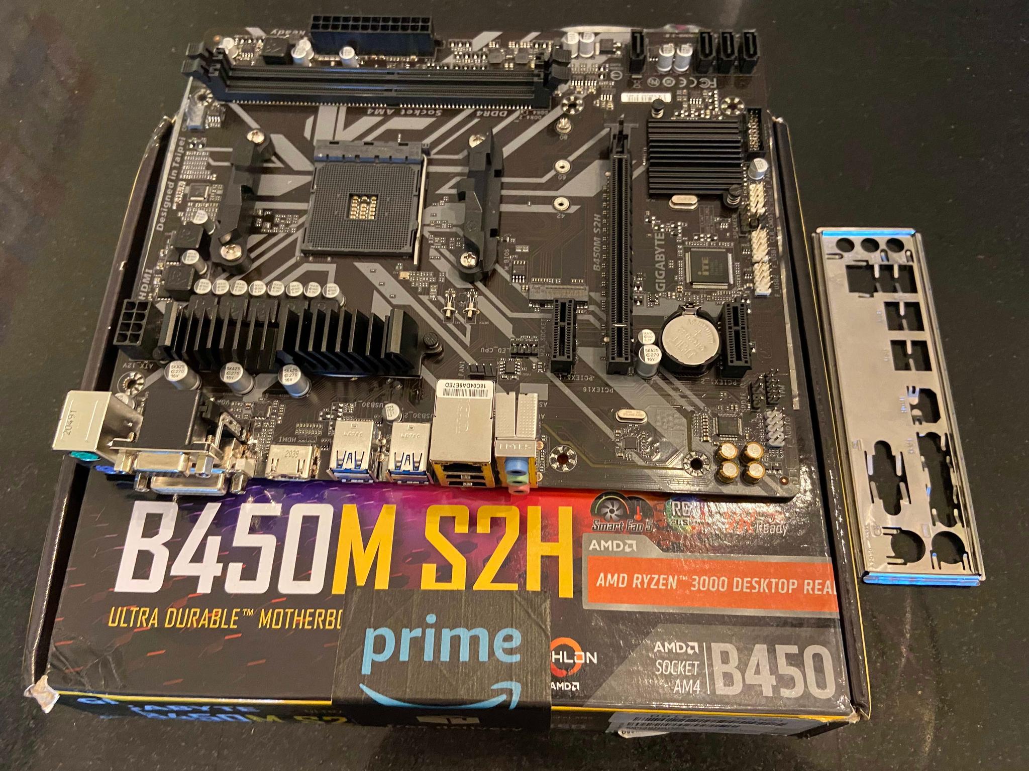 Gigabyte B450M S2H M-ATX motherboard with free CPU cooler!