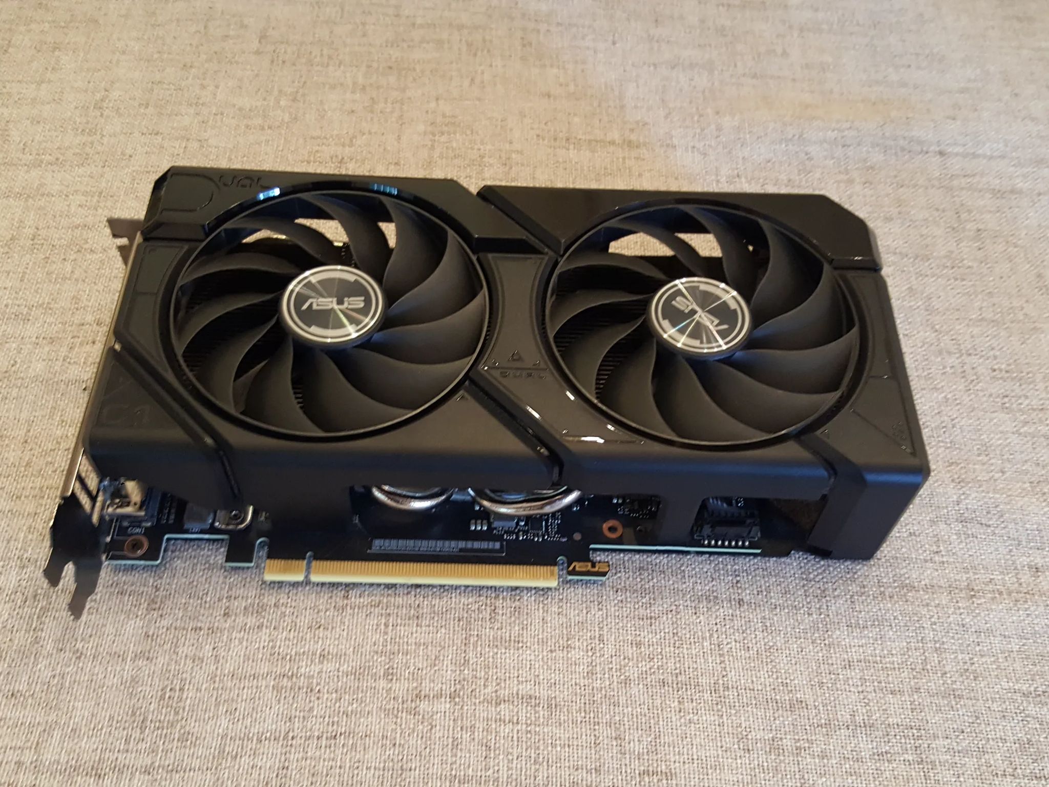 Nvidia Geforce 4070 SUPER 12GB ASUS DUAL EVO OC