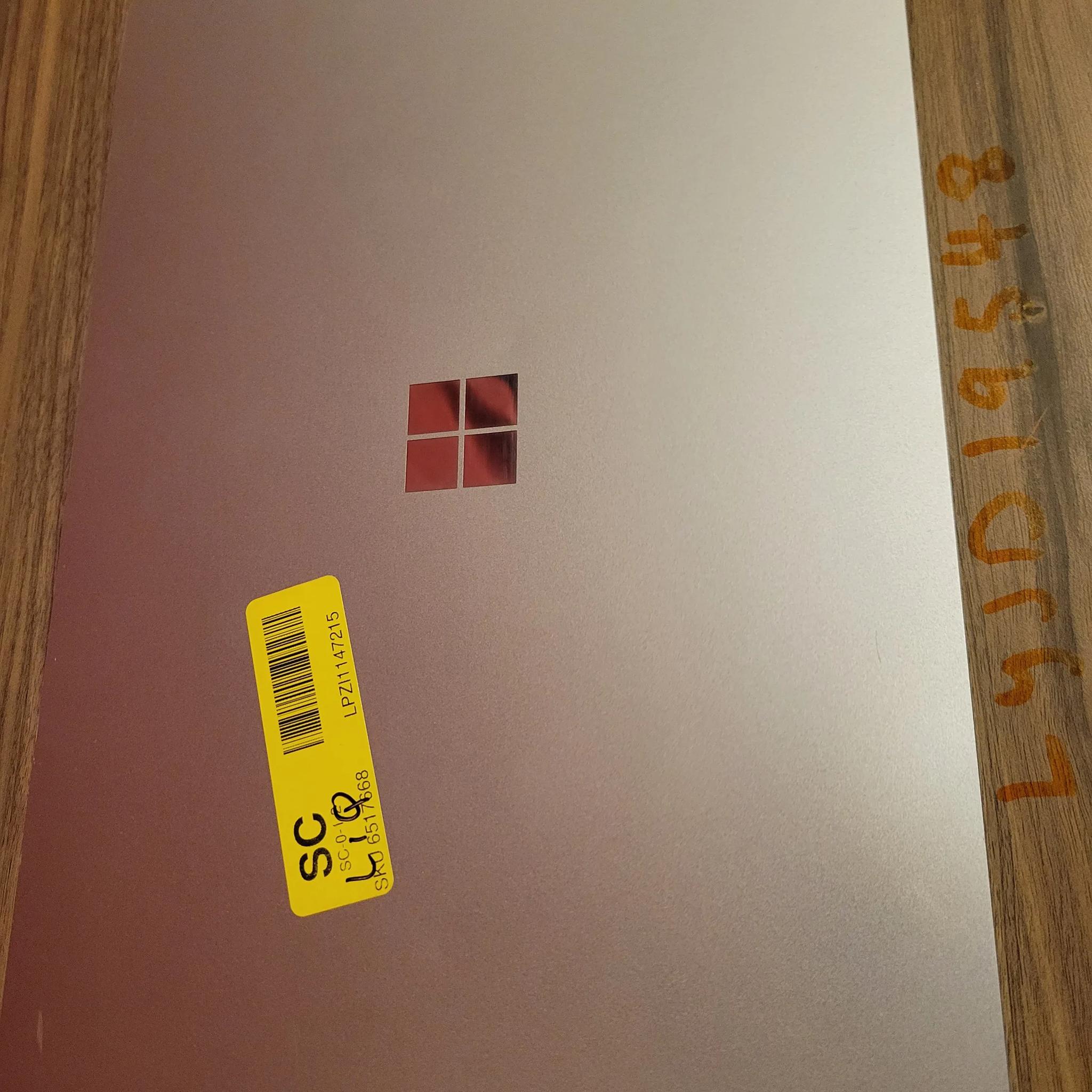 Microsoft Surface Laptop 5 - 512gb ssd - evo i7-1255u - 13.5" 2k Touch Screen