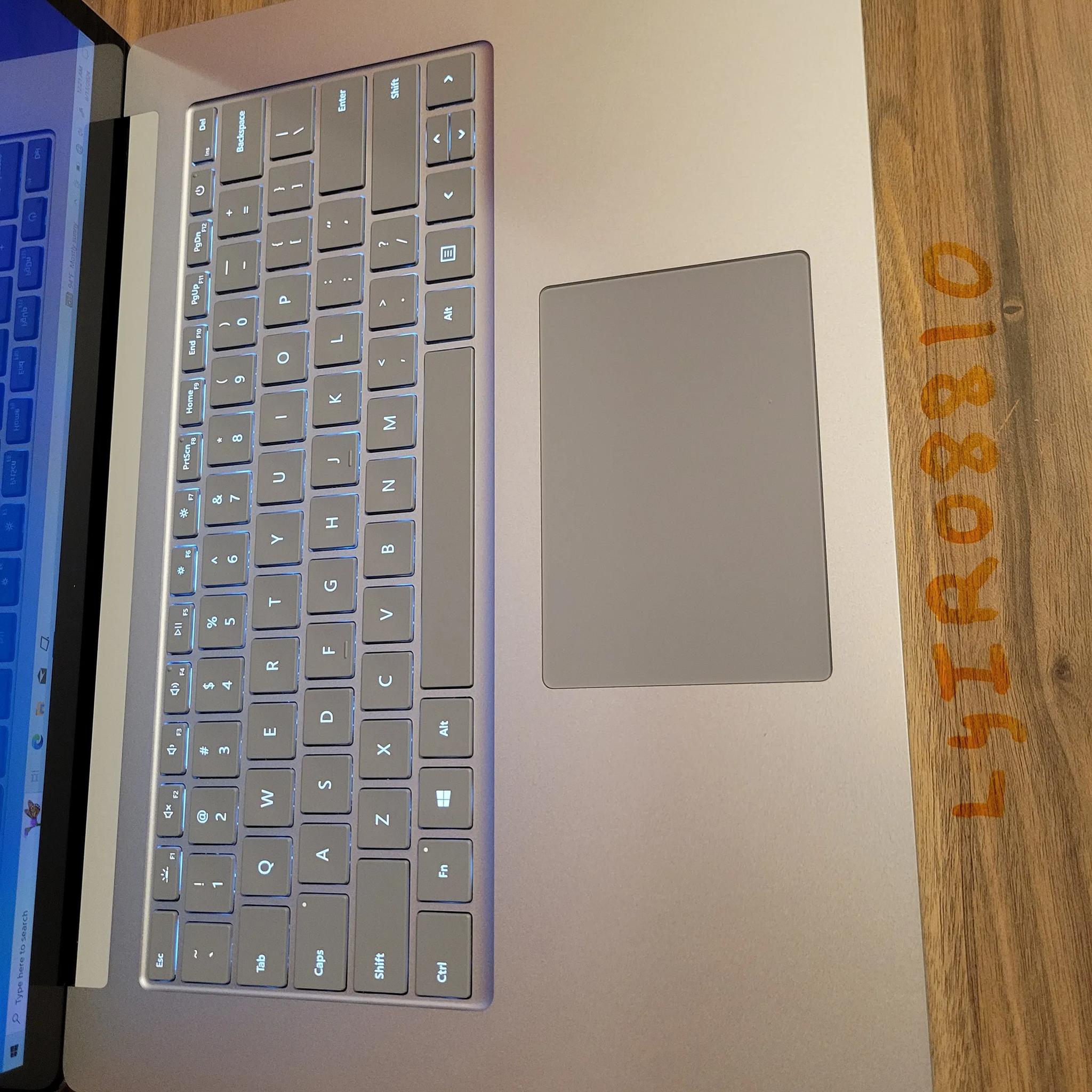 Microsoft Surface Laptop 3 - Ryzen5 - 15" touch screen - 128gb