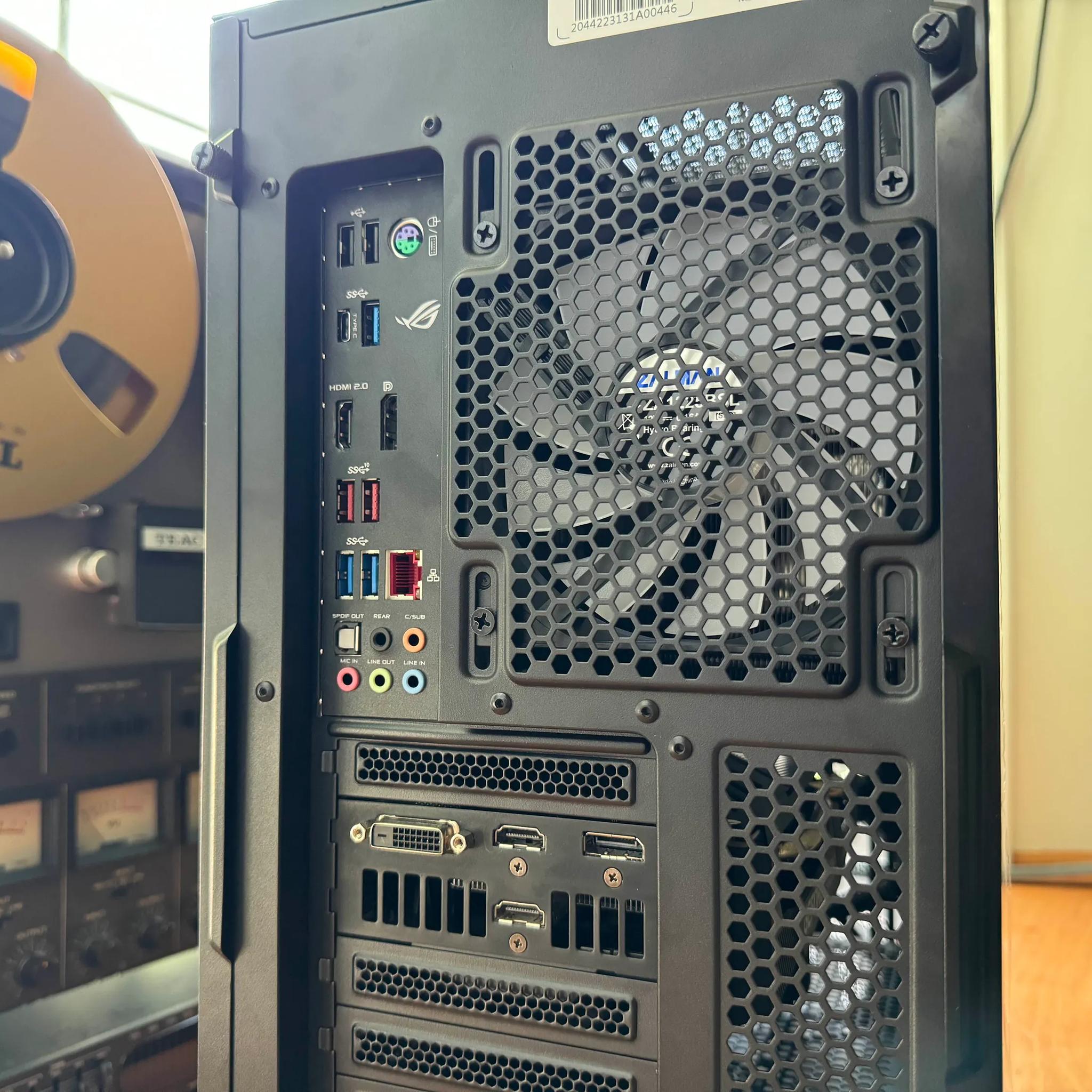 ⚫ Midnight Glow 🌟 : Ryzen 7 3700X | RTX 2060 6GB | 16GB 3600MHz DDR4 | 1.2TB SSD | Black Gaming PC