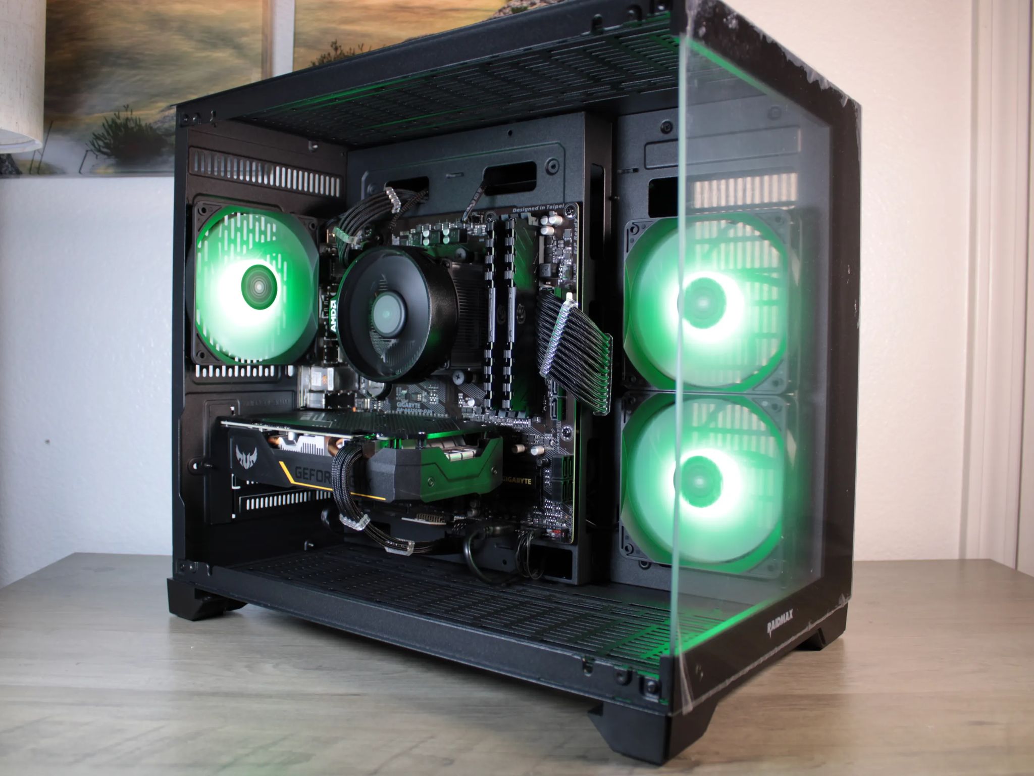 GTX 1660 Super | Ryzen 5 2600 | 1 TB NVMe | 16GB 3200MHz Ram | Win 11 Activated | WiFi
