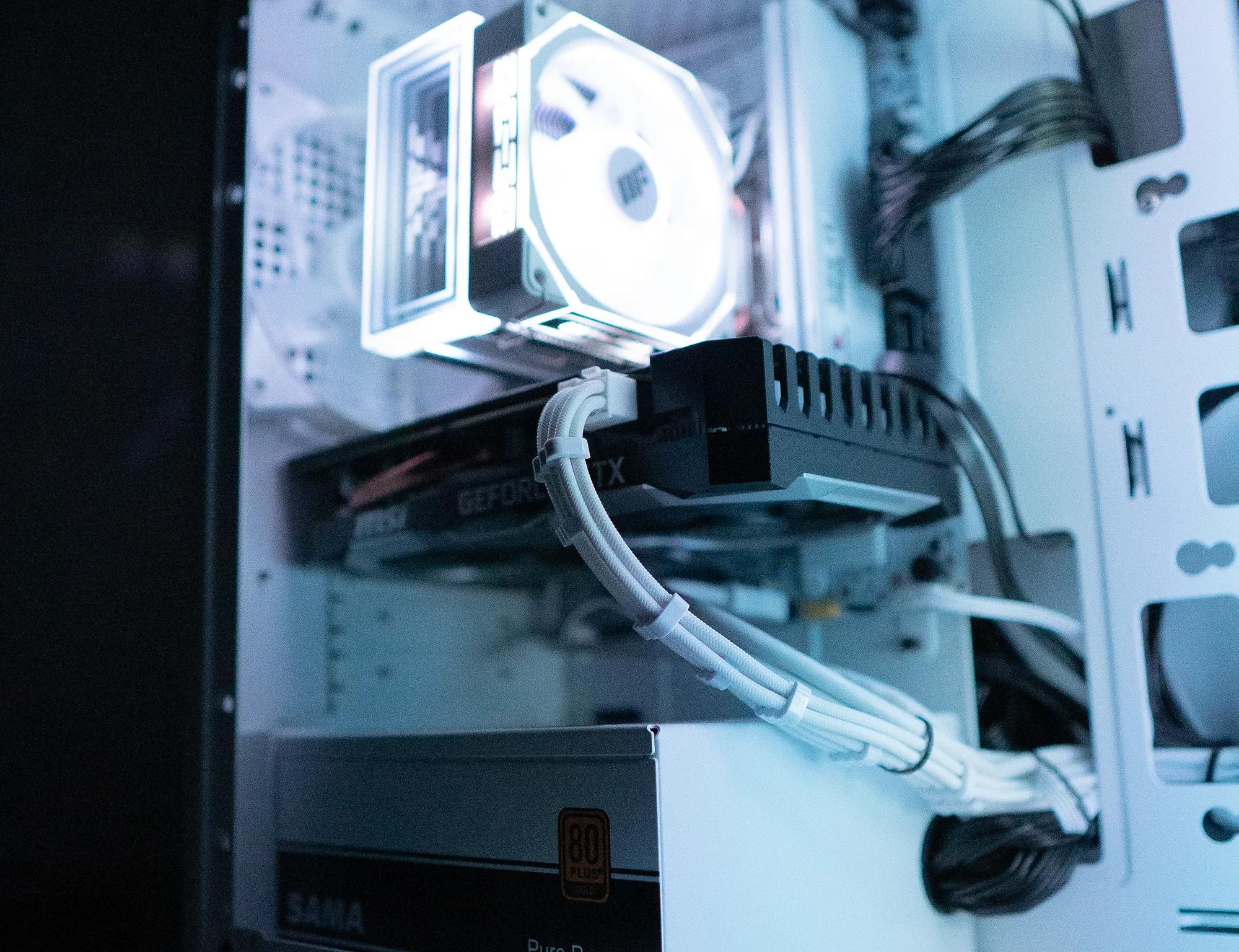 🌨🌨 | GTX 1660 Ti 6GB OC | INTEL XEON E5-2630 V4 | 16GB RAM | 750GB (SSD + HDD) | Arctic Snow 4.0