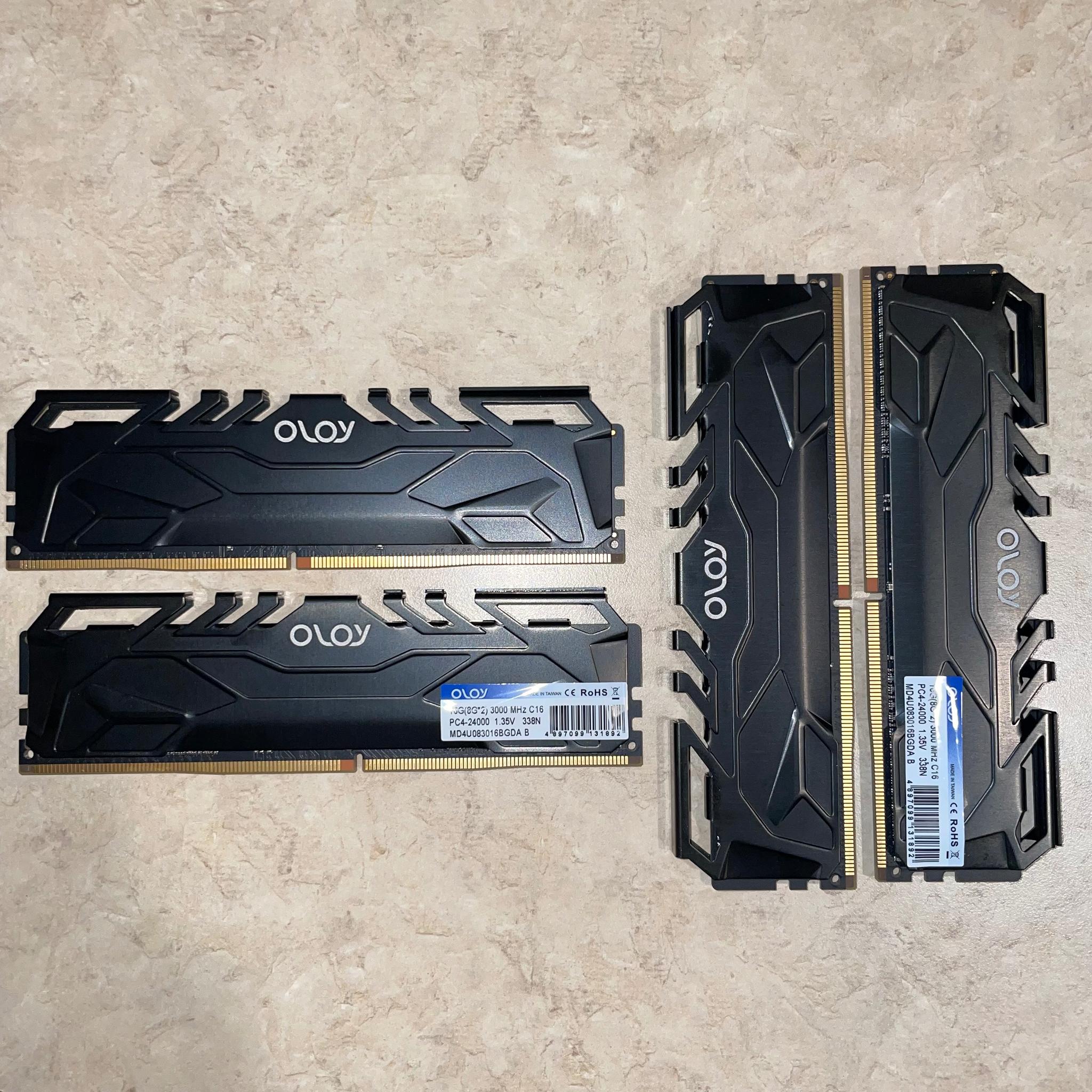 Black OLOY DDR4 RAM Sticks 32gb (4x8gb) 3000 mt/s CL16